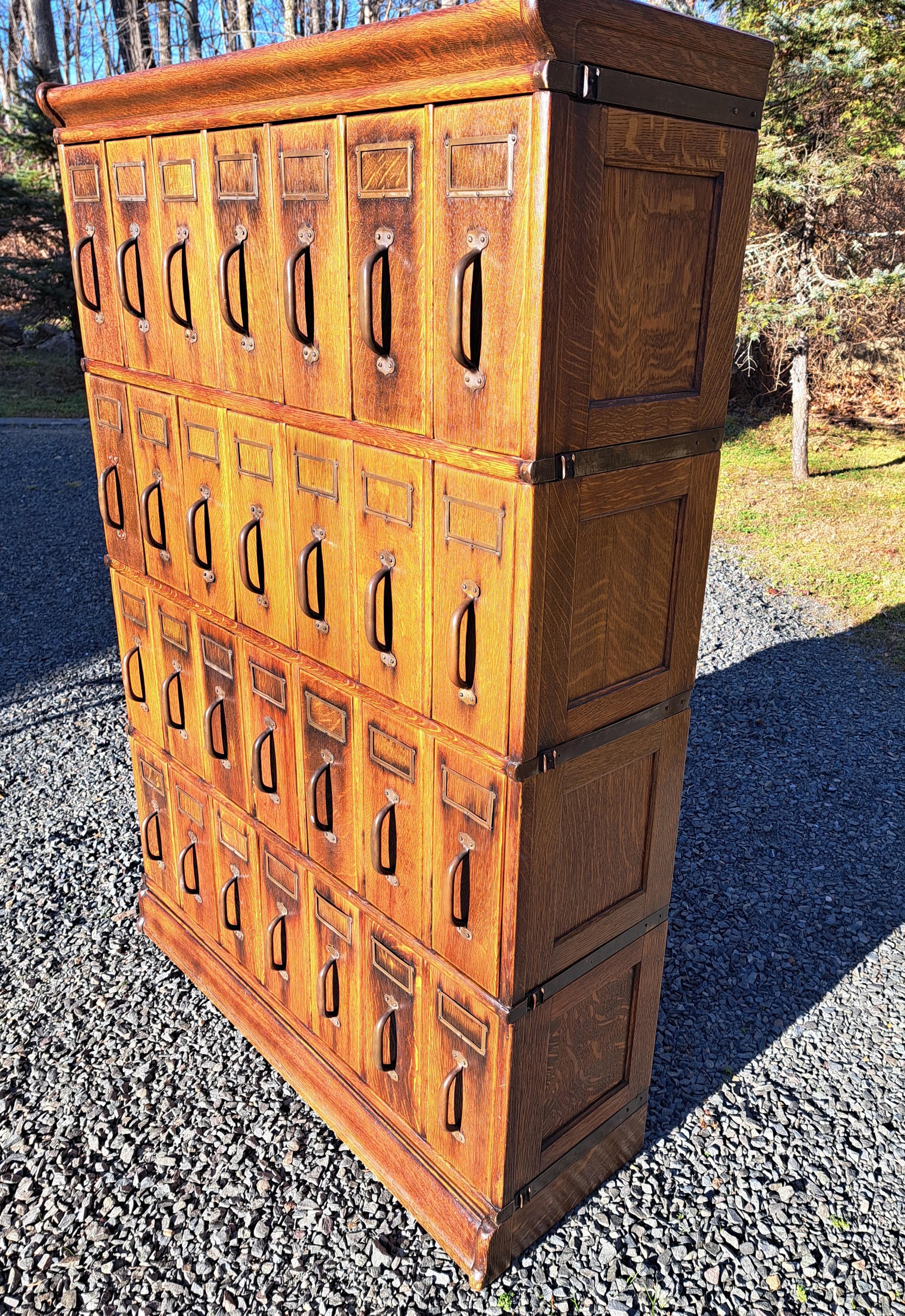 Antique Oak File Cabinet attributed to Globe Wernicke For Sale 6