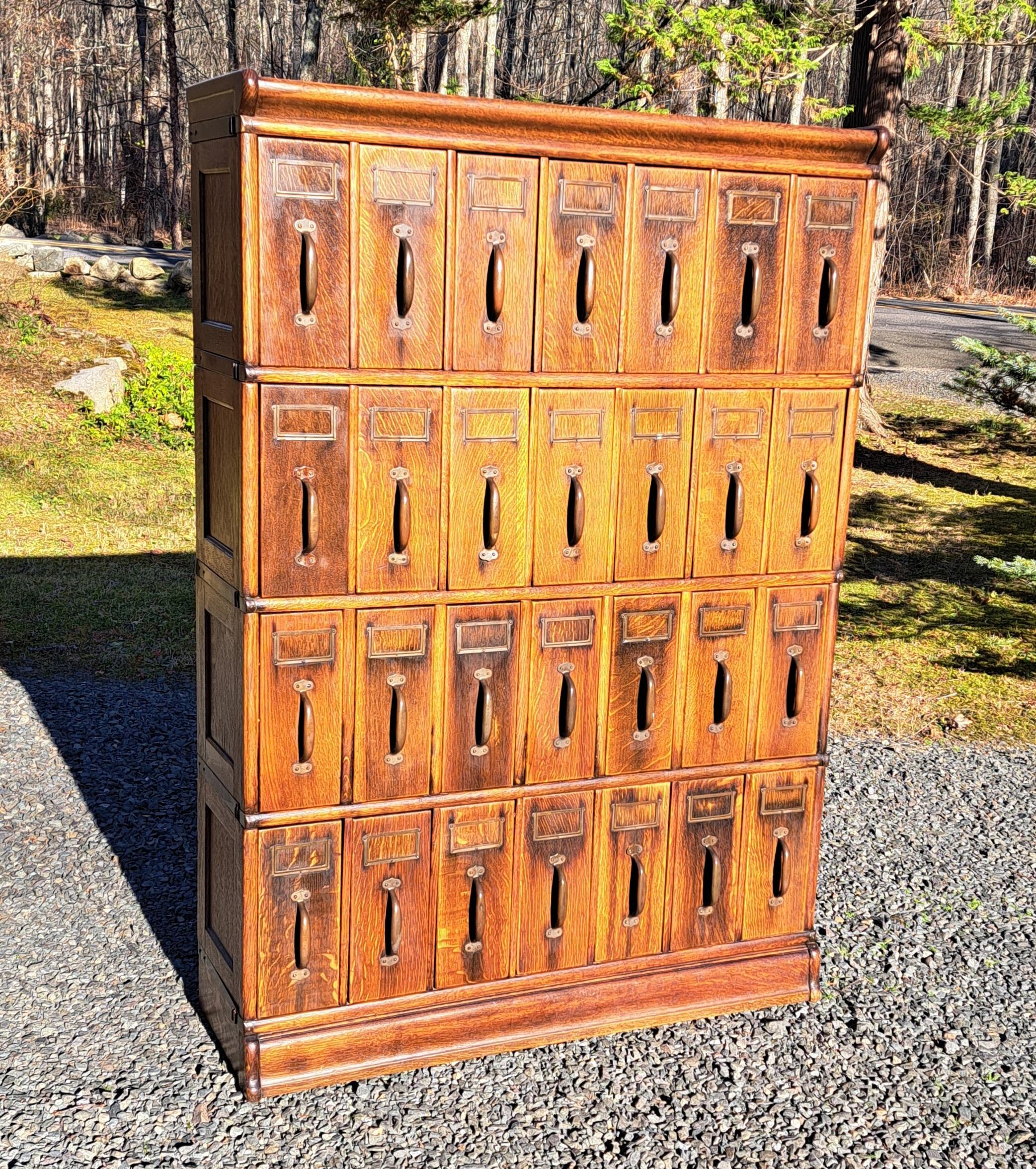 Early 20th Century Antique Oak File Cabinet attributed to Globe Wernicke For Sale
