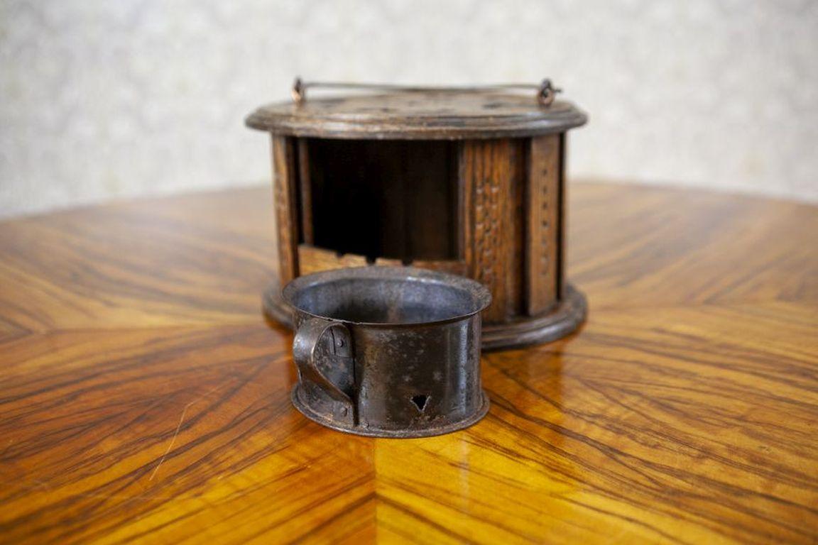 Antique Oak Foot Warmer From the beginning of 20th Century In Good Condition For Sale In Opole, PL