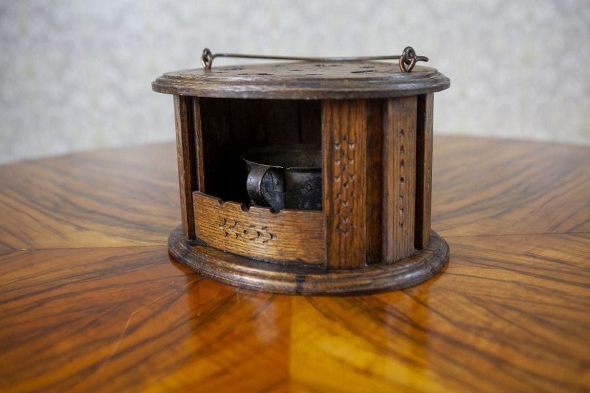 Antique Oak Foot Warmer From the beginning of 20th Century For Sale 1