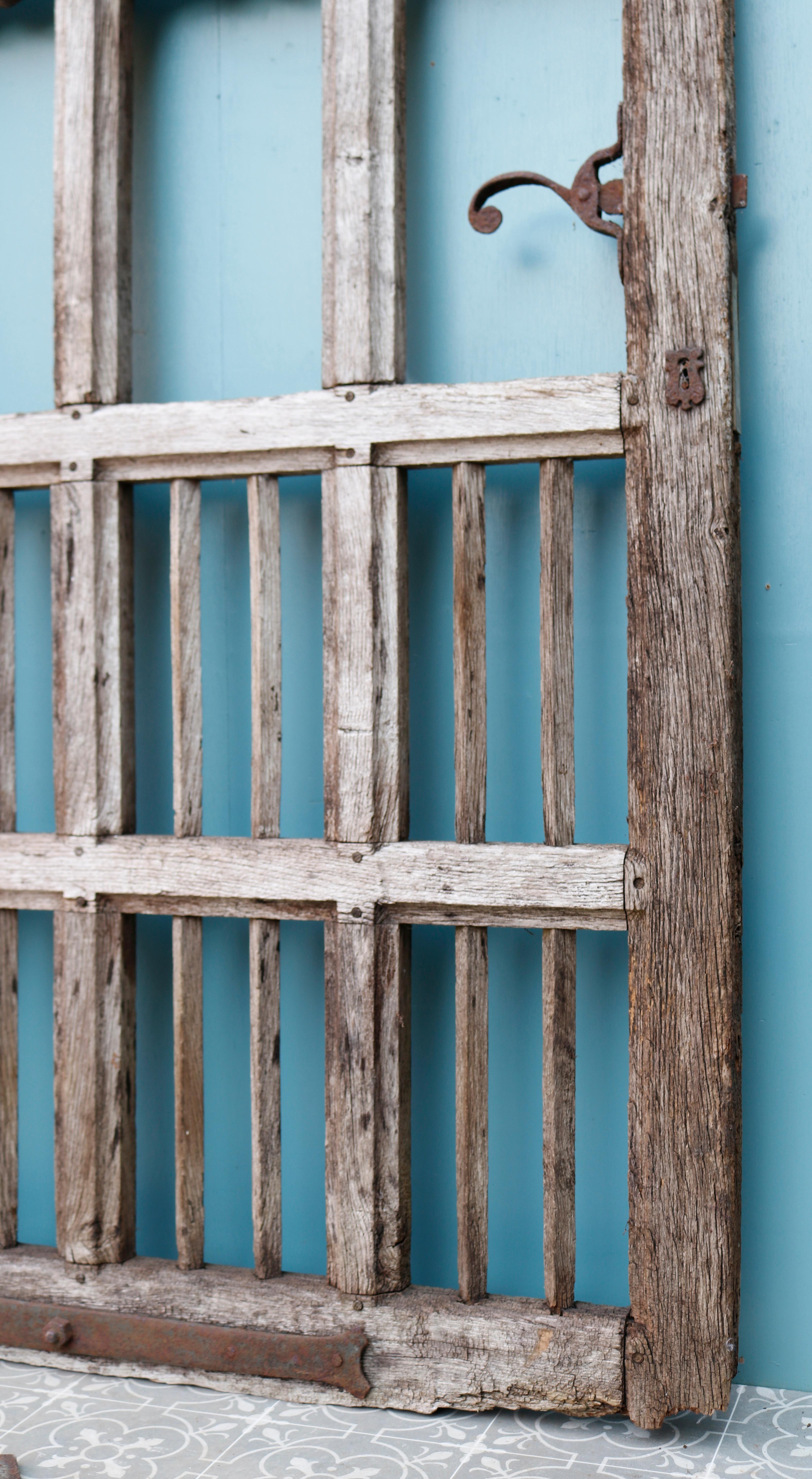 Antique Oak Garden Gate In Good Condition In Wormelow, Herefordshire