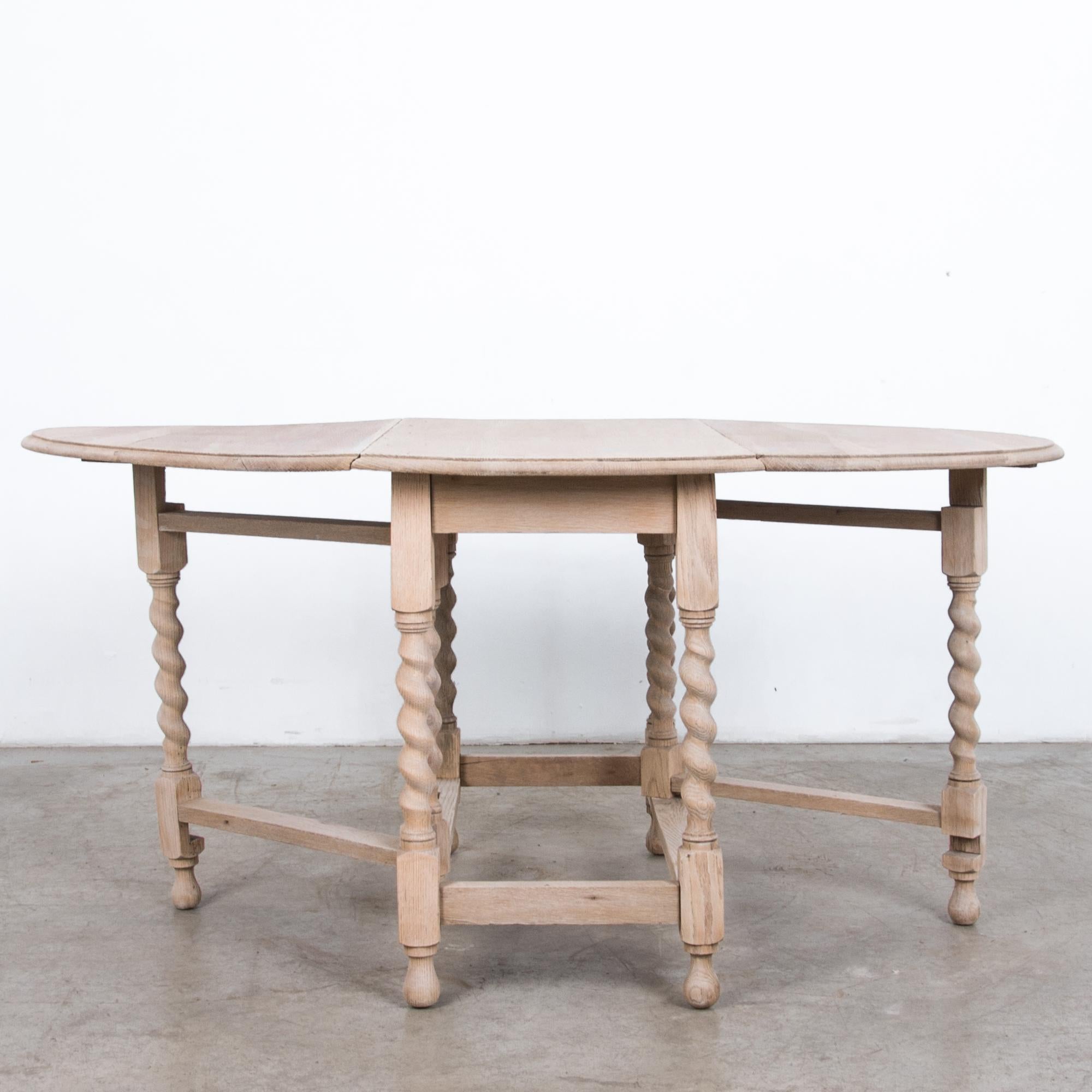 British Antique Oak Gate Leg Table