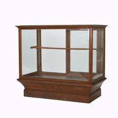 Antiquité - Oak Oak & Glass Country Store Floor Display Cabinet C1910