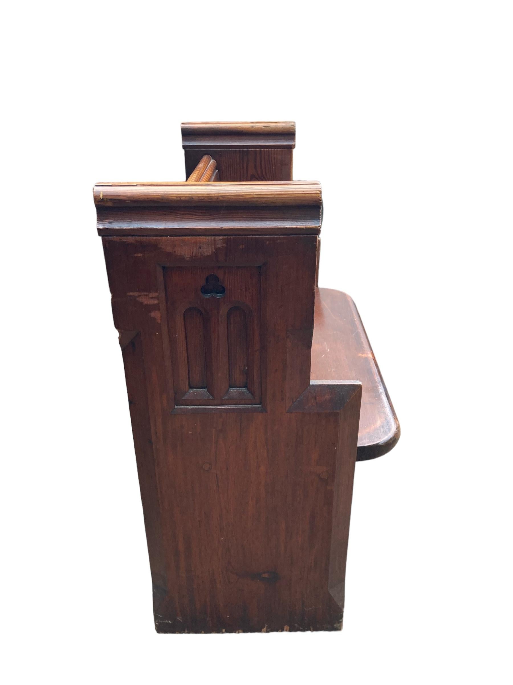 20th Century Antique Oak Gothic style Church pew in Original Conditionwith numbers 44 on side