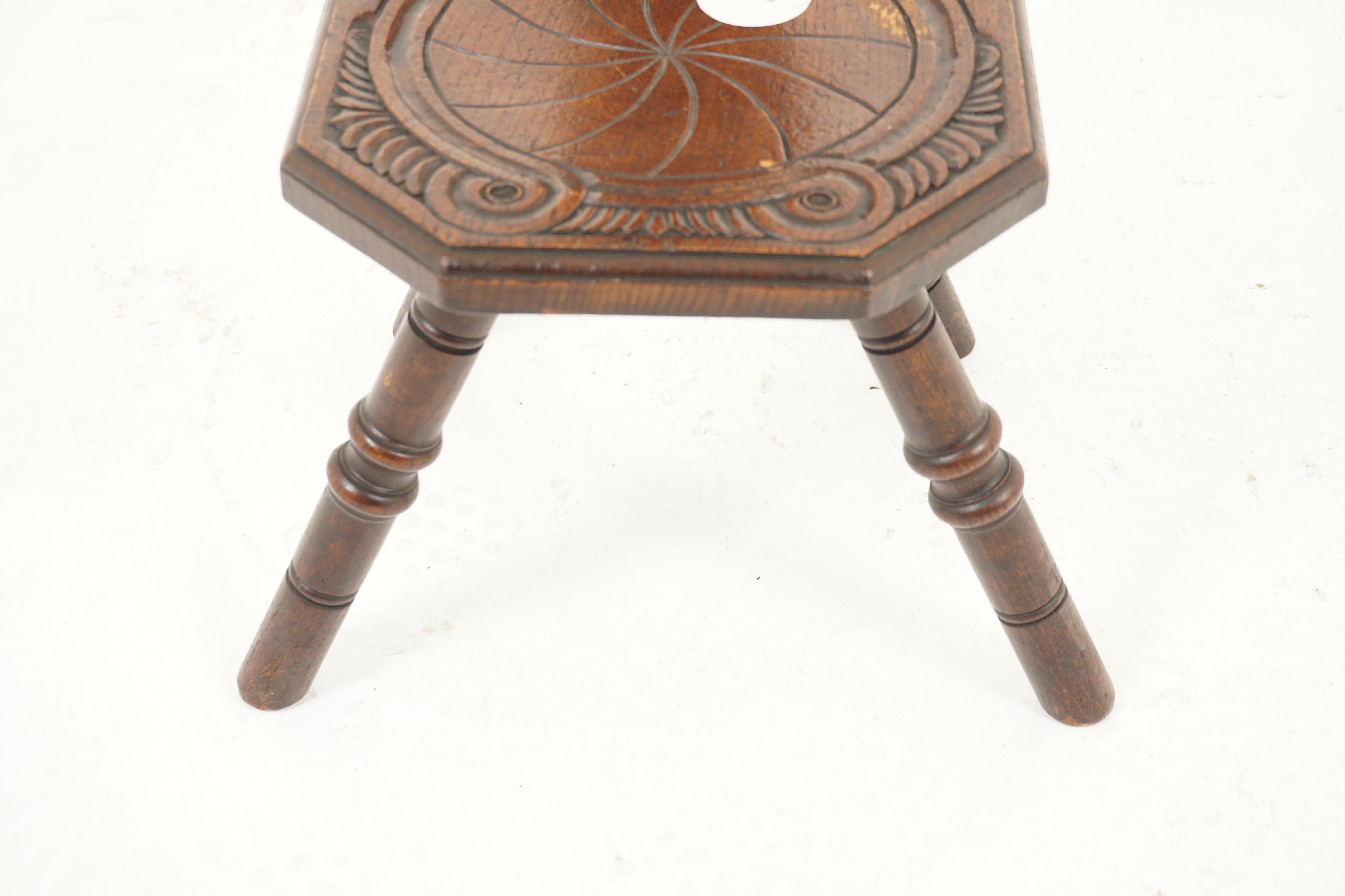 Late 19th Century Antique Oak Hall Chair, Arts & Crafts Spinning Chair, Scotland 1890, H1113 For Sale