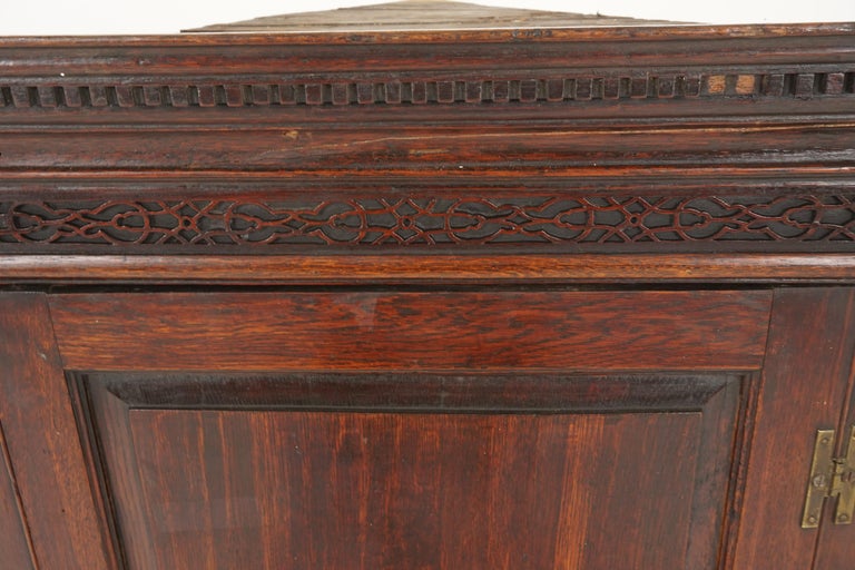 Antique Oak Hanging Corner Scotland 1800, H122 For Sale at 1stDibs