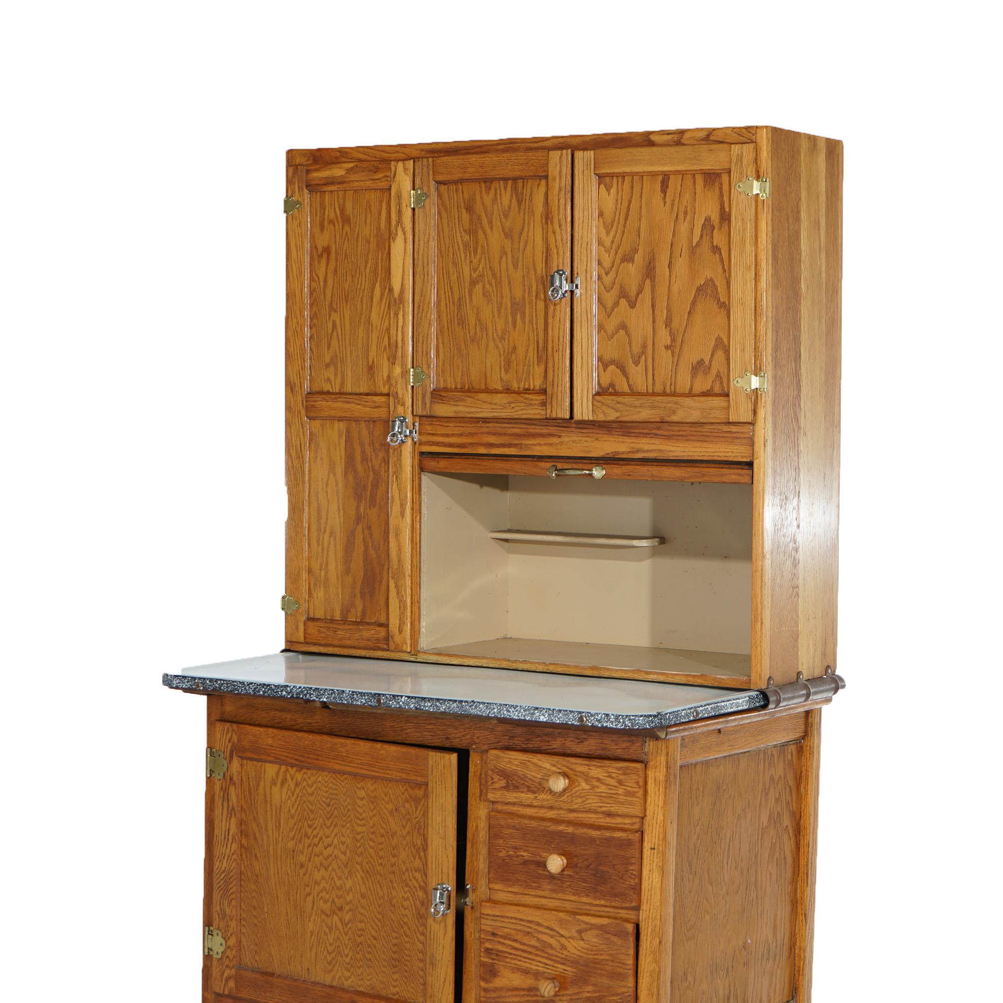 Antique Oak Hoosier Kitchen Cabinet C1920 In Good Condition In Big Flats, NY