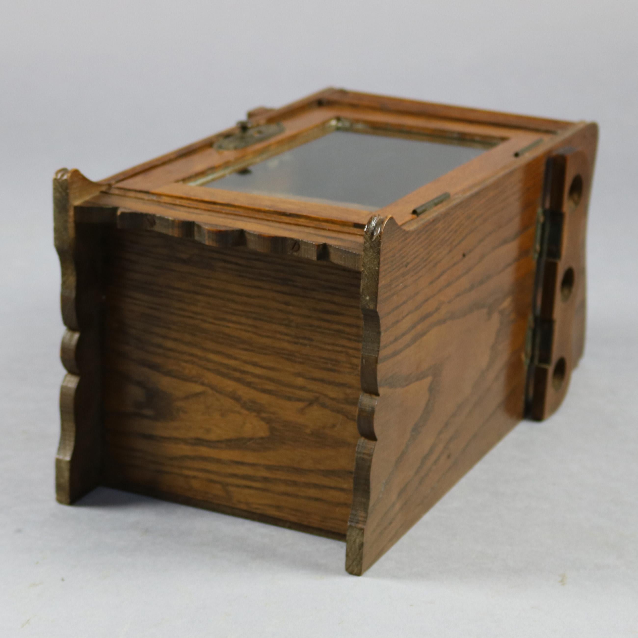 Antique Oak Humidor Single Drawer Display Box with Pipe Racks, circa 1890 3