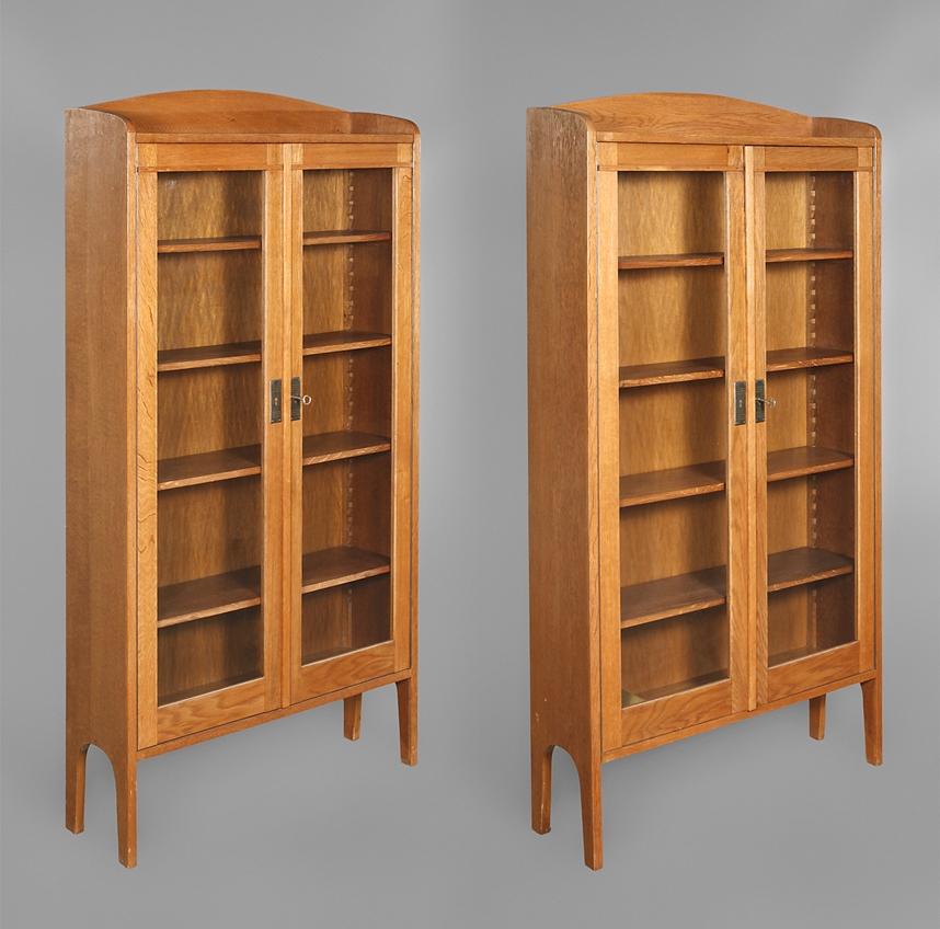 Early 20th Century Antique Oak Library Bookcases Set of Four German Aesthetic Movement, circa 1920