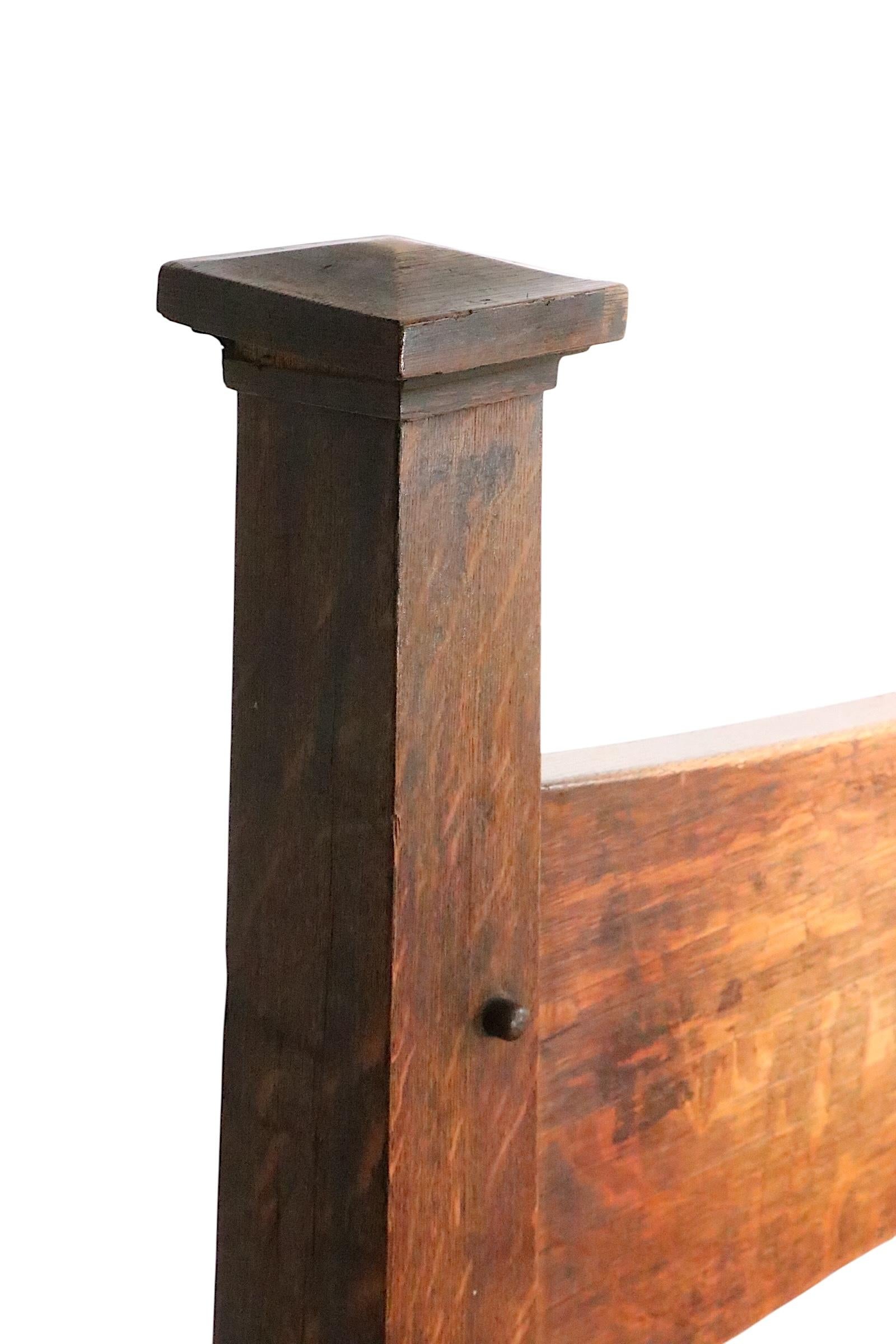 American Antique Oak Mission Arts and Crafts  Gothic Style Bench Settee c. 1900/1930's For Sale