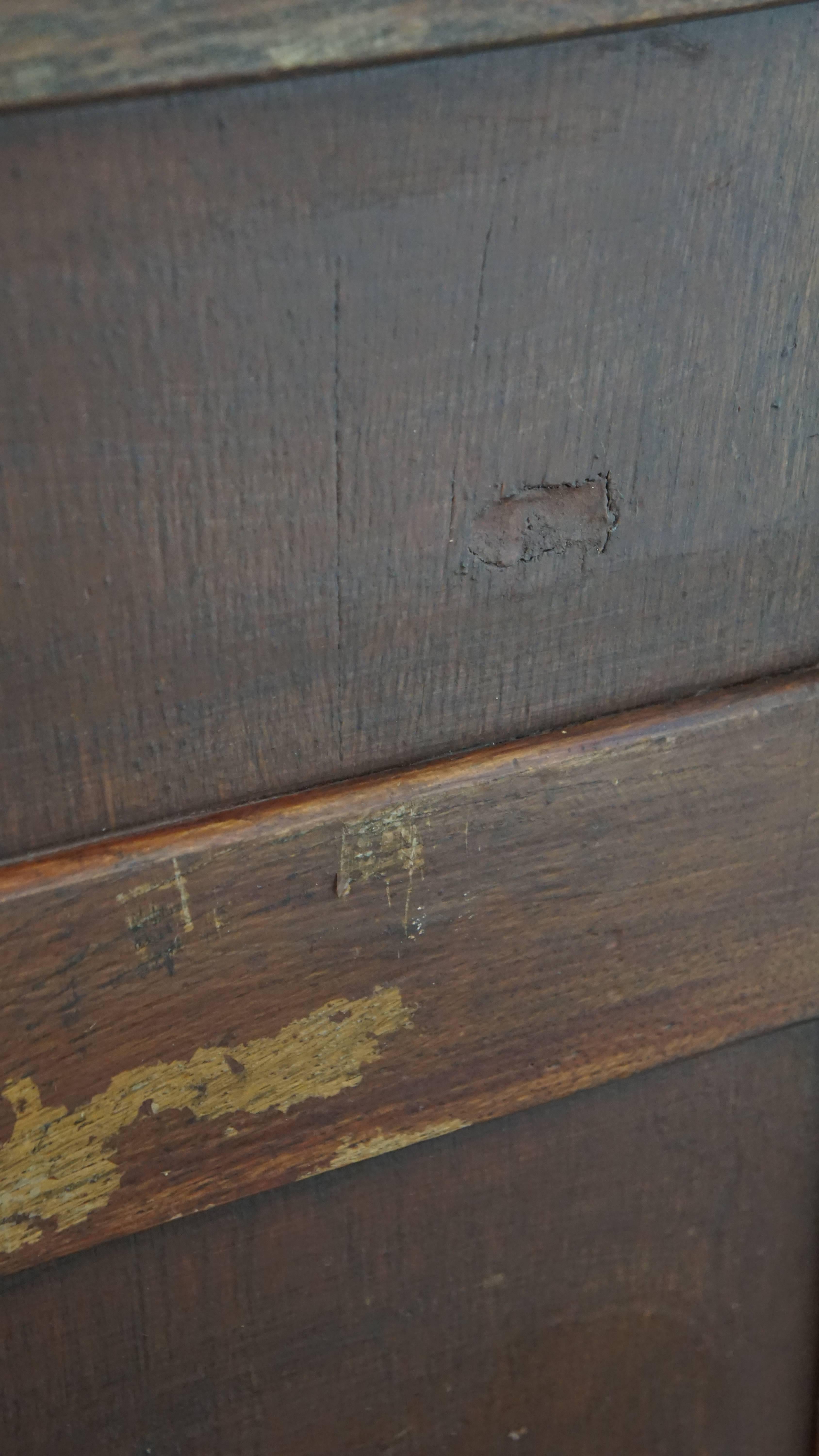 Armadietto notarile antico in quercia con due ante a rullo e serratura funzionante in vendita 9