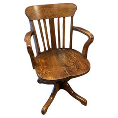 Chaise de bureau en chêne ancien