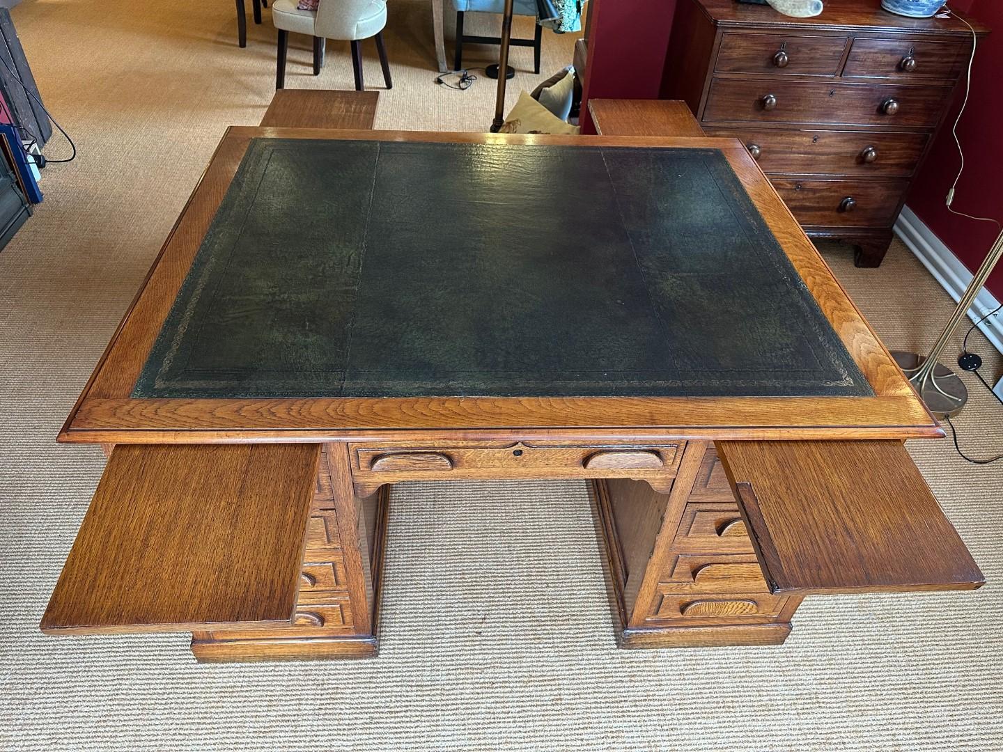 Antique oak partner desk For Sale 3