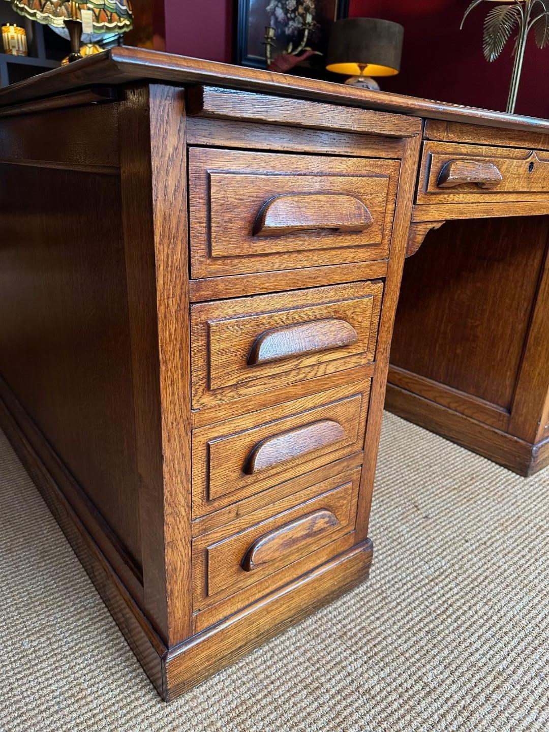 Antique oak partner desk For Sale 4