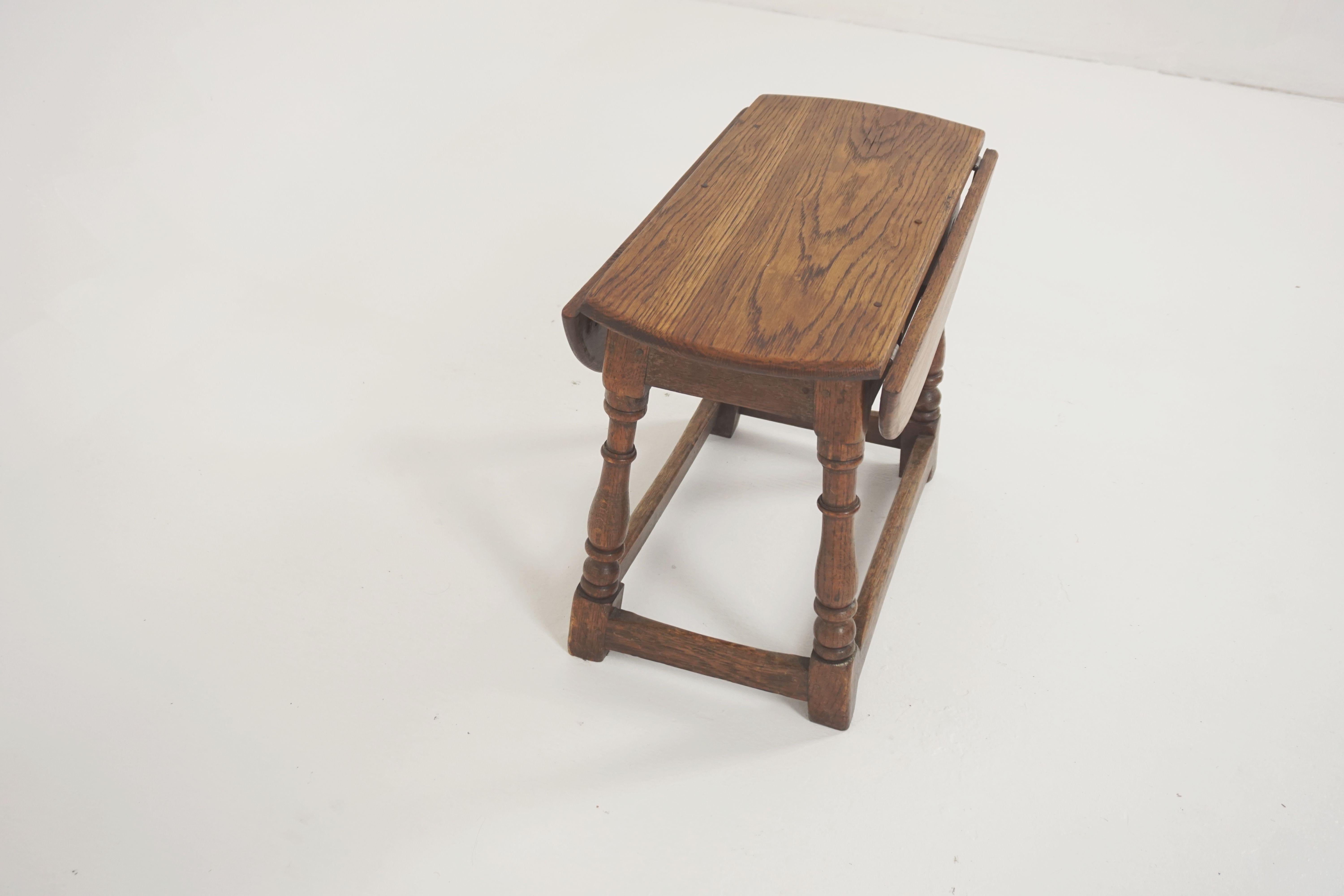 Scottish Antique Oak Petite Drop-Leaf Table, Gateleg Table, Scotland 1920, B2003