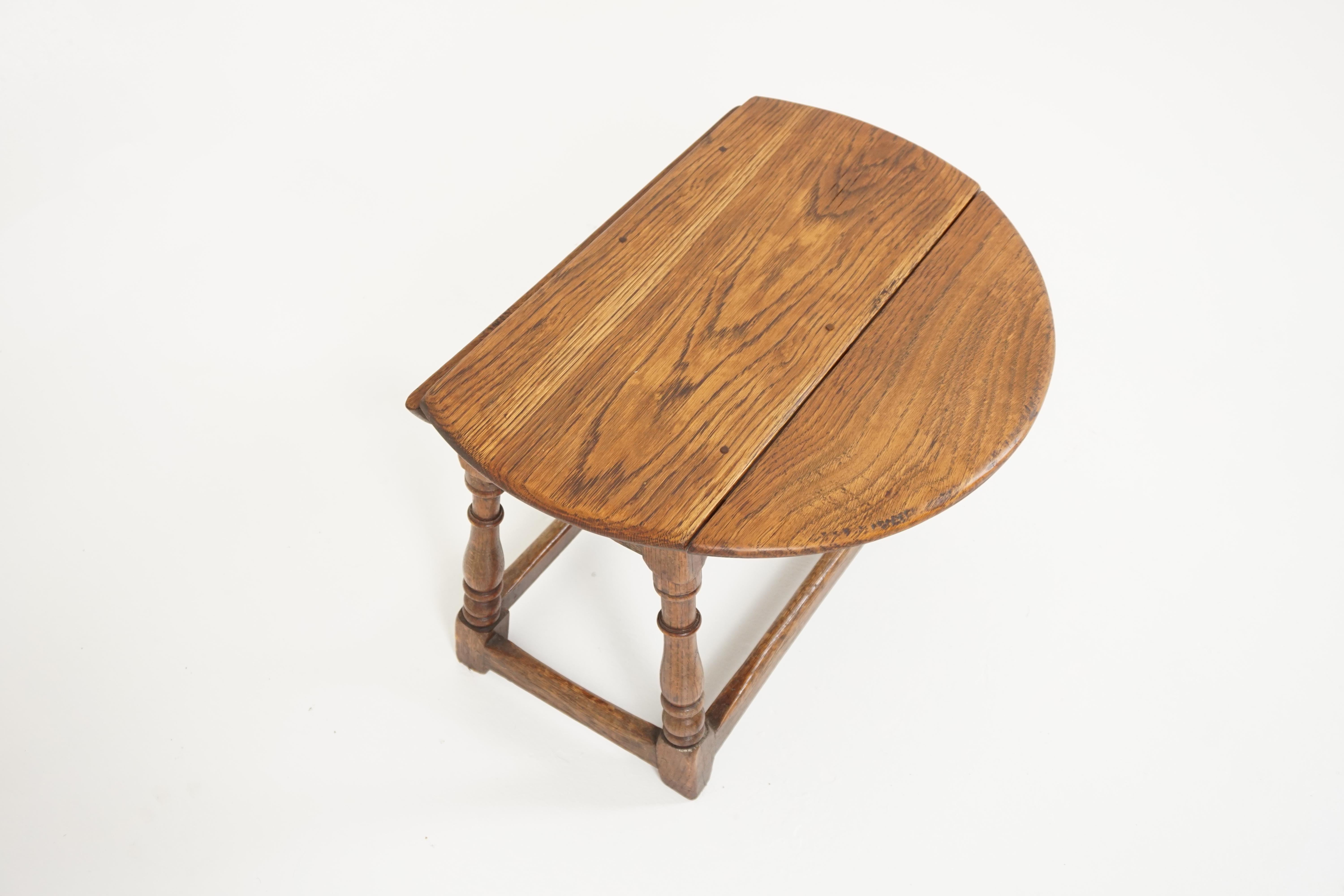 Hand-Crafted Antique Oak Petite Drop-Leaf Table, Gateleg Table, Scotland 1920, B2003