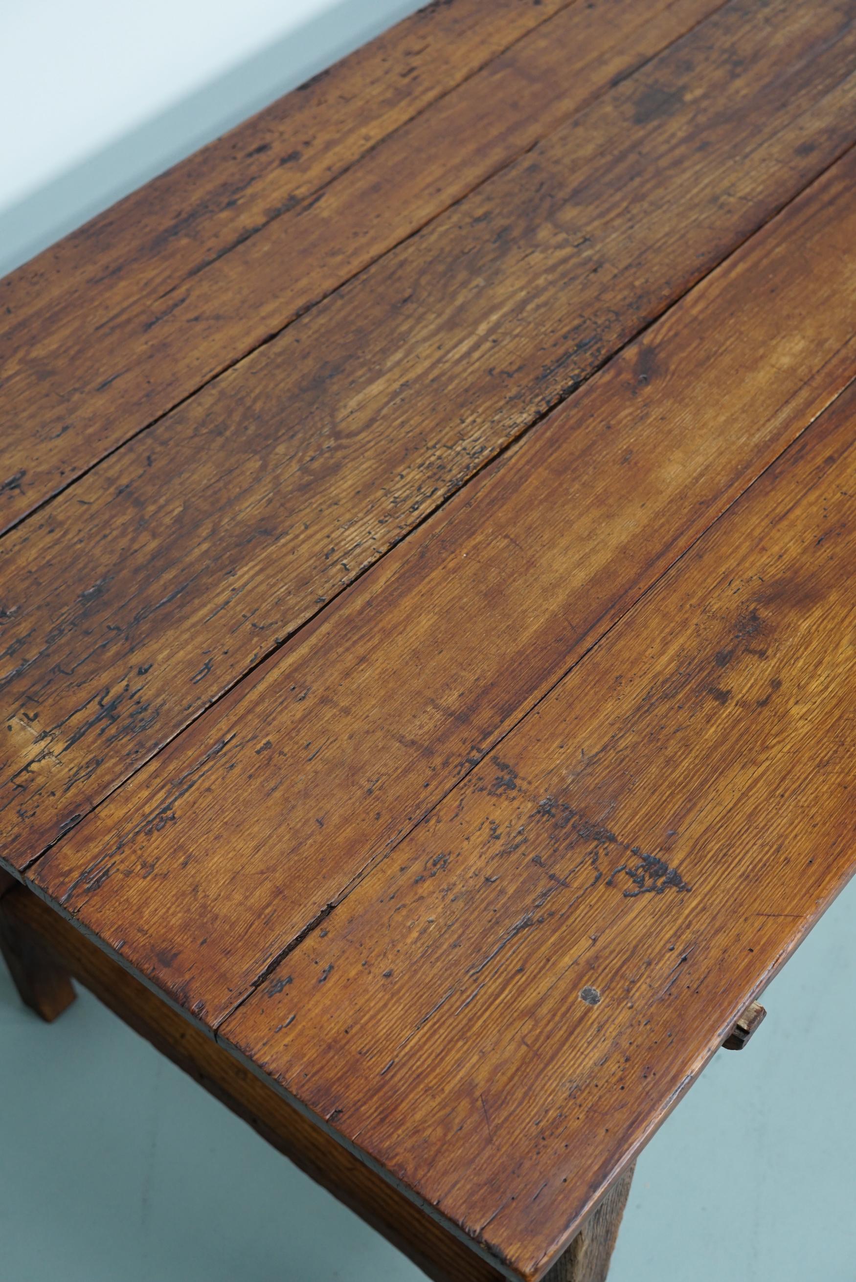  Antique Oak & Pine French Farmhouse Dining Table, 19th Century For Sale 3