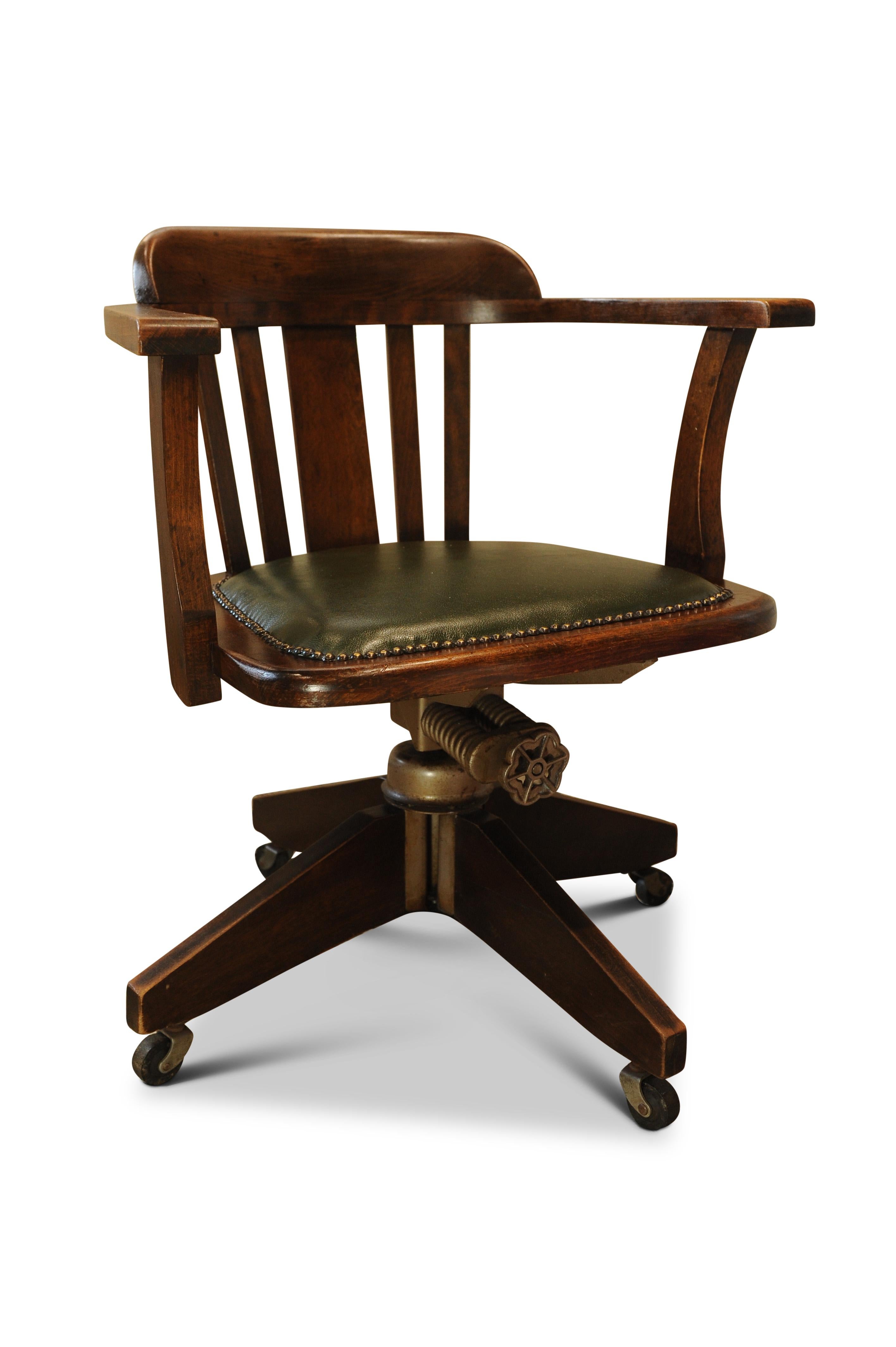 Silla de escritorio giratoria con respaldo de riel de roble antiguo y asiento de cuero verde Racing Victoriano tardío en venta