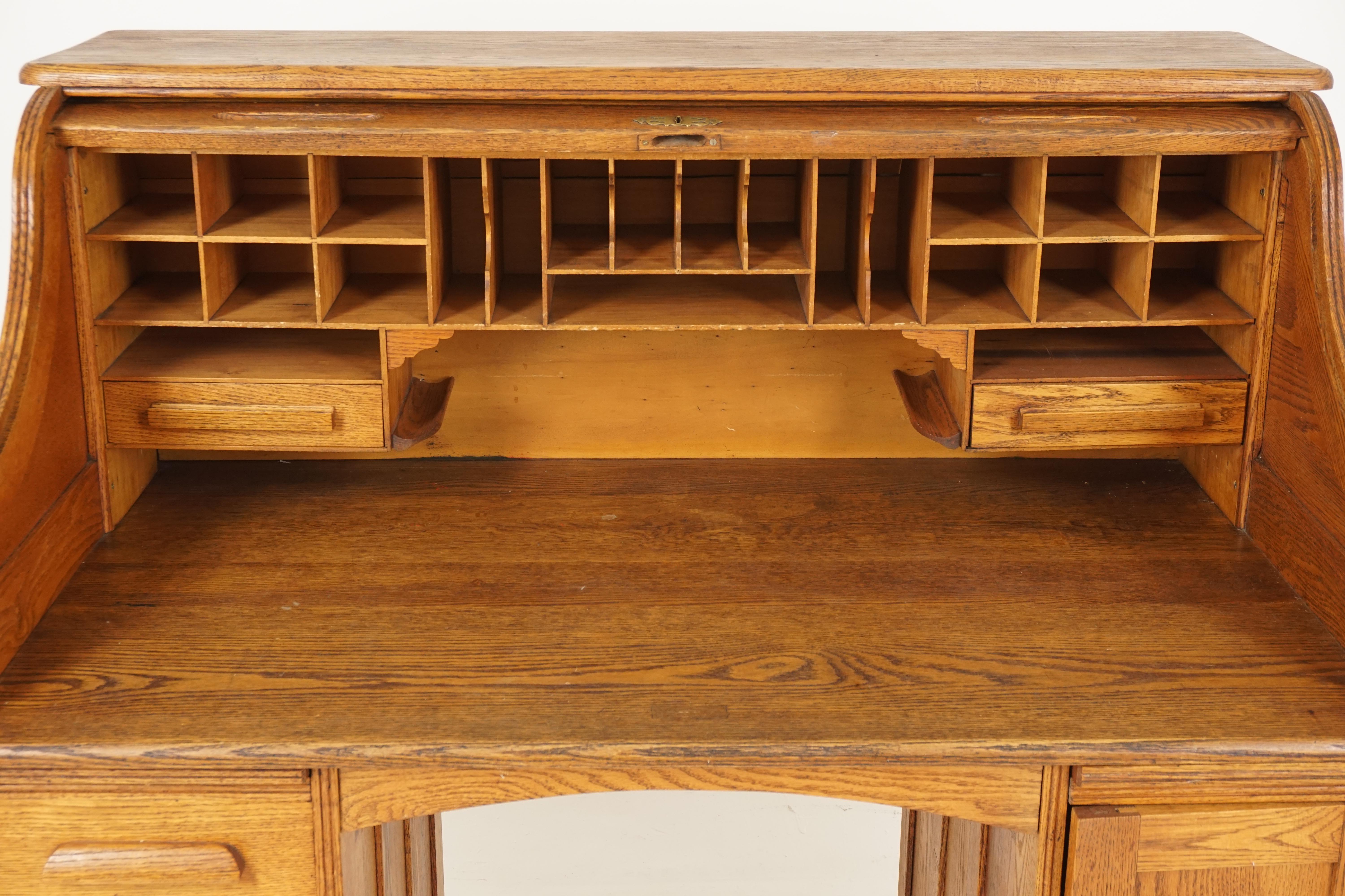 Antique Oak Roll Top Desk, Double Pedestal, American 1900, B2515 In Good Condition In Vancouver, BC