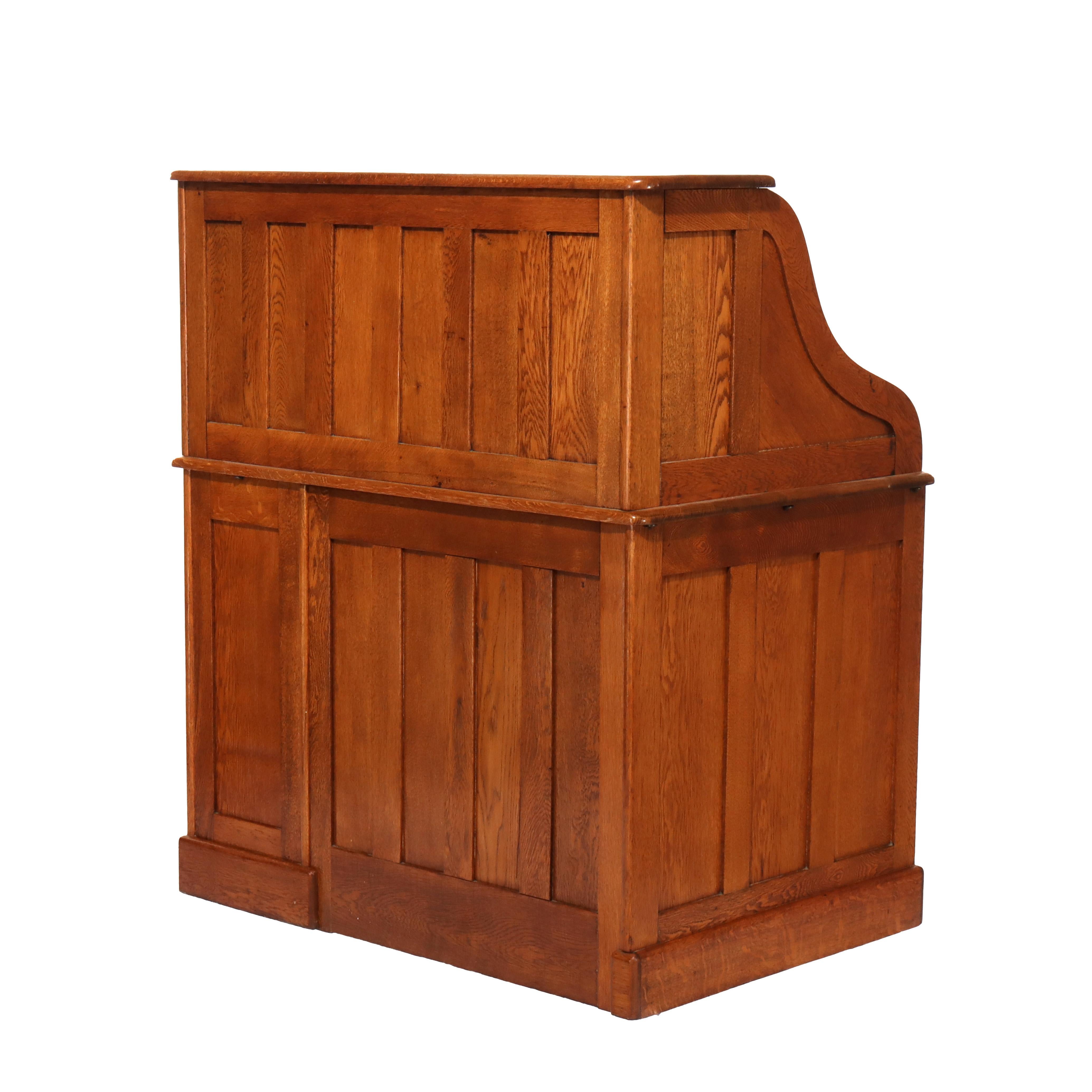 Antica scrivania a piedistallo singolo in Oak S-Roll Top C1910 In condizioni buone in vendita a Big Flats, NY
