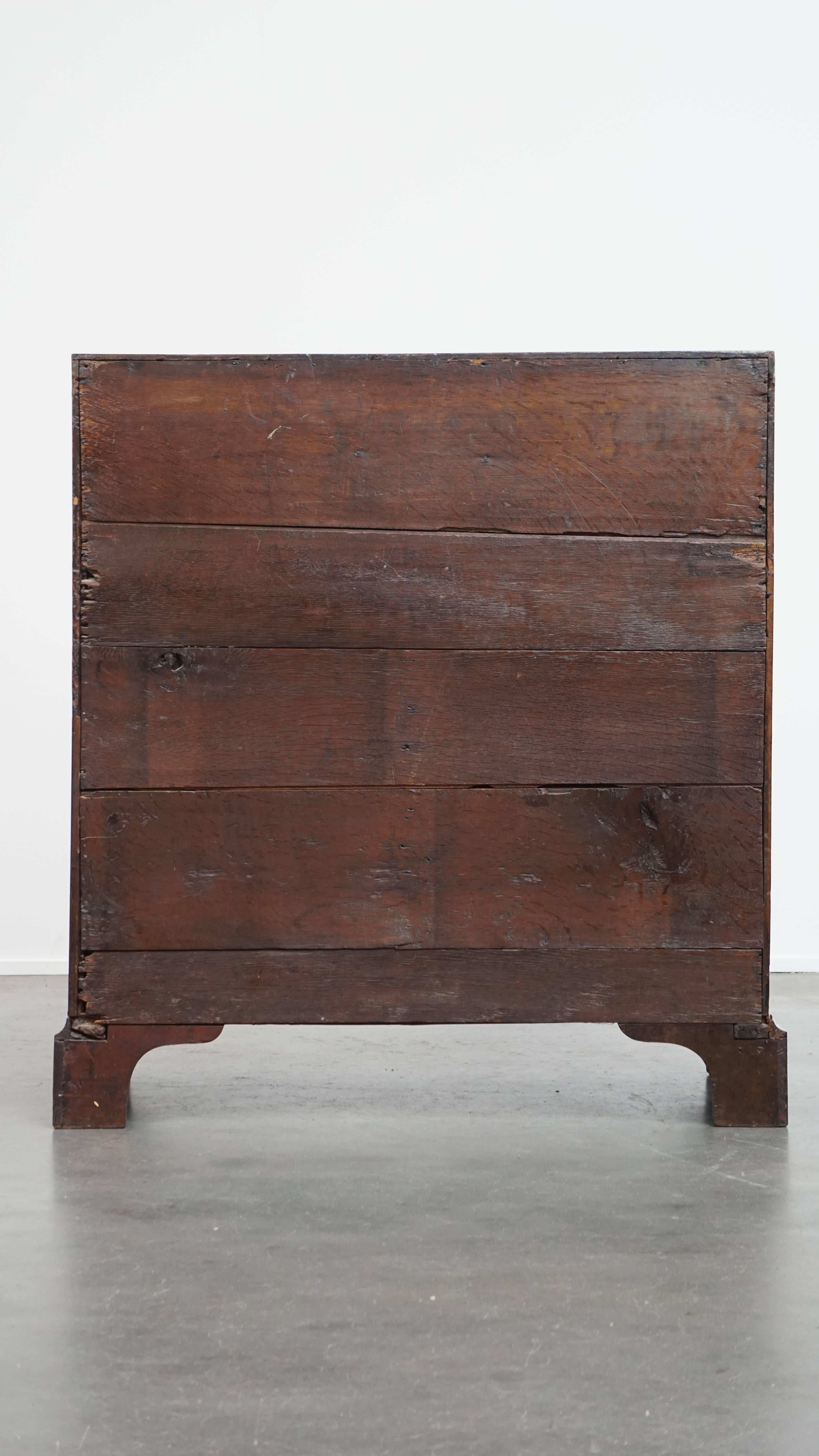 Antique Oak Secretary Desk / Chest of Drawers – Late 18th Century In Fair Condition For Sale In Harderwijk, NL