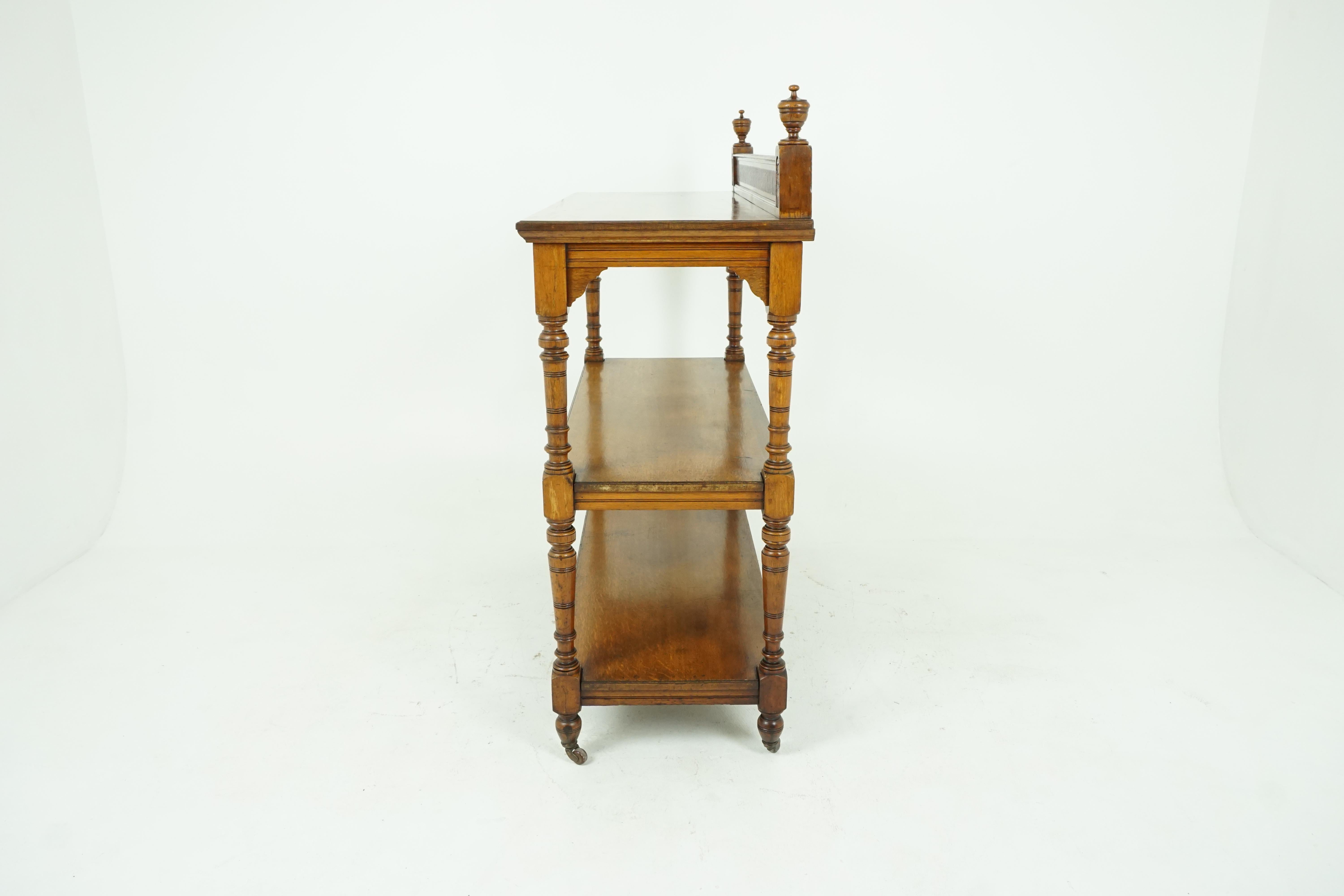 Antike Anrichte aus Eichenholz:: viktorianisches 3-stöckiges Buffet:: Schottland:: 1880 (Schottisch)