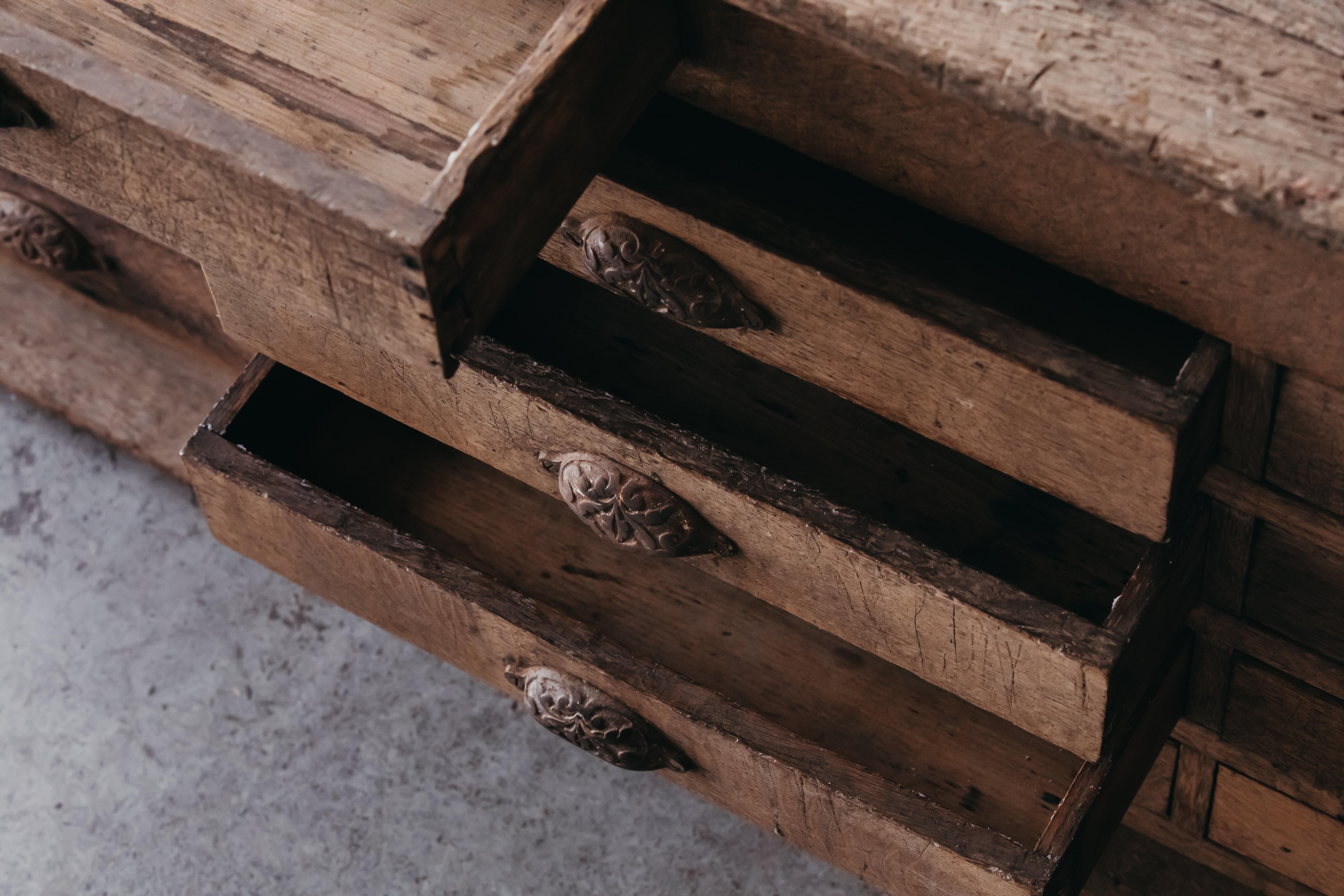 Antique Oak Shop Counter from France, circa 1800 In Good Condition In Nashville, TN