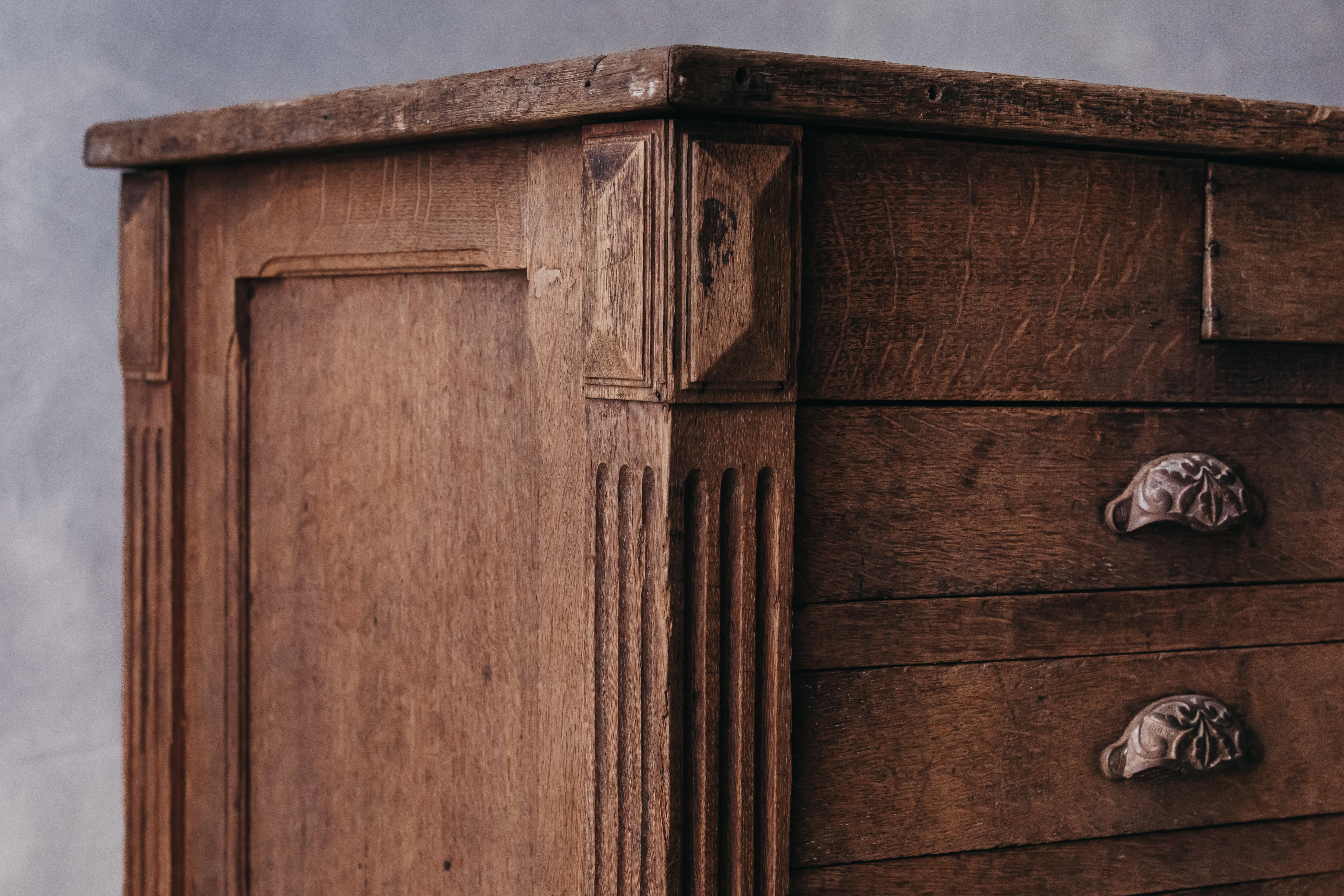 Early 19th Century Antique Oak Shop Counter from France, circa 1800