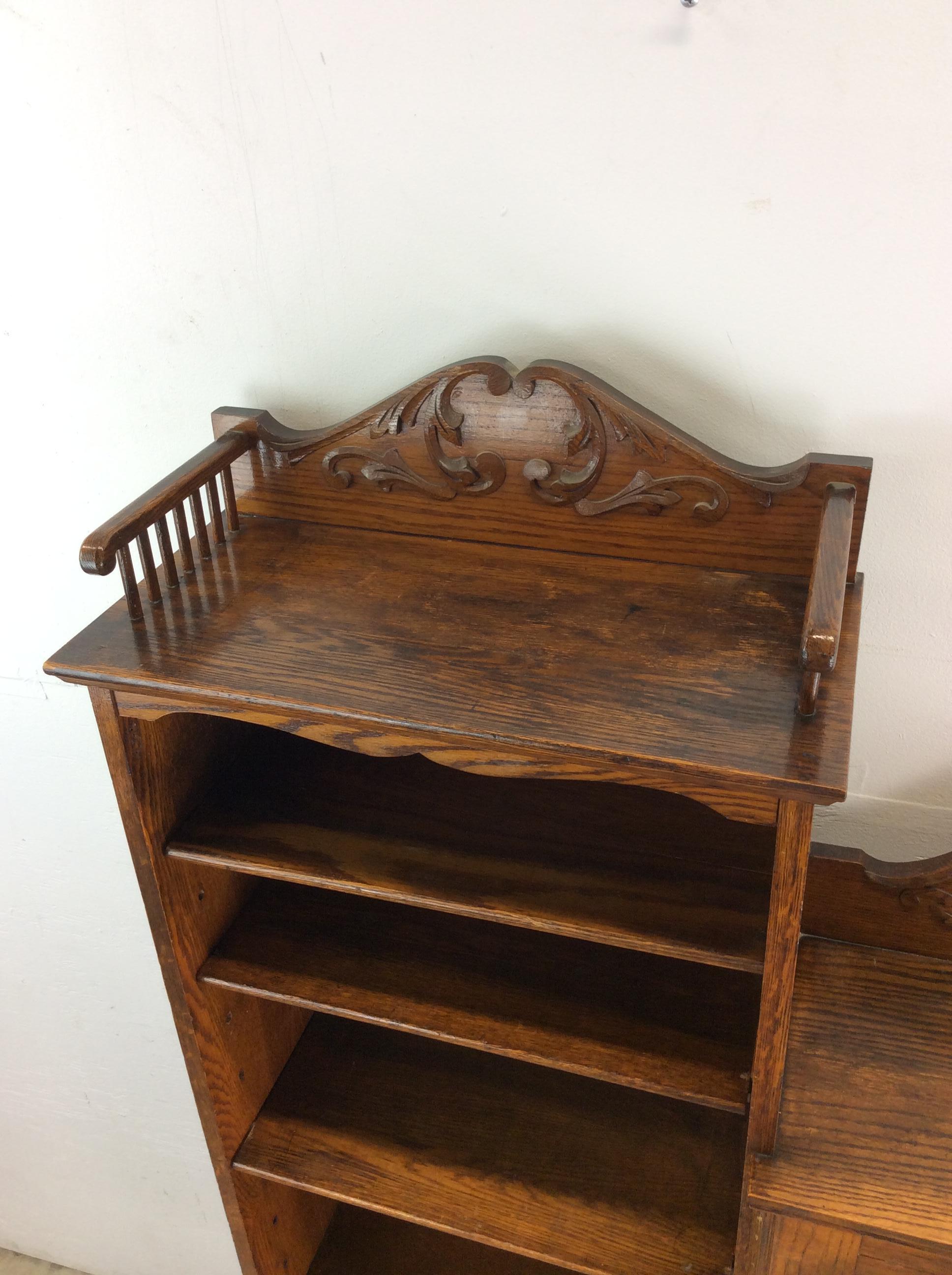 Antiguo Aparador de Roble con Librería y Escritorio de Frente Caído en venta 4