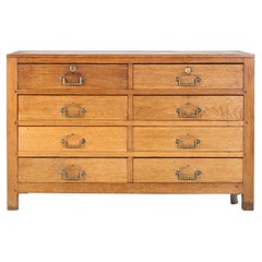 Commodes and Chests of Drawers