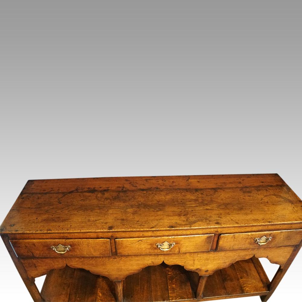 Early 19th Century Antique oak South Wales oak dresser base For Sale