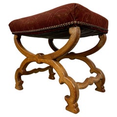 Taburete de Roble Antiguo
