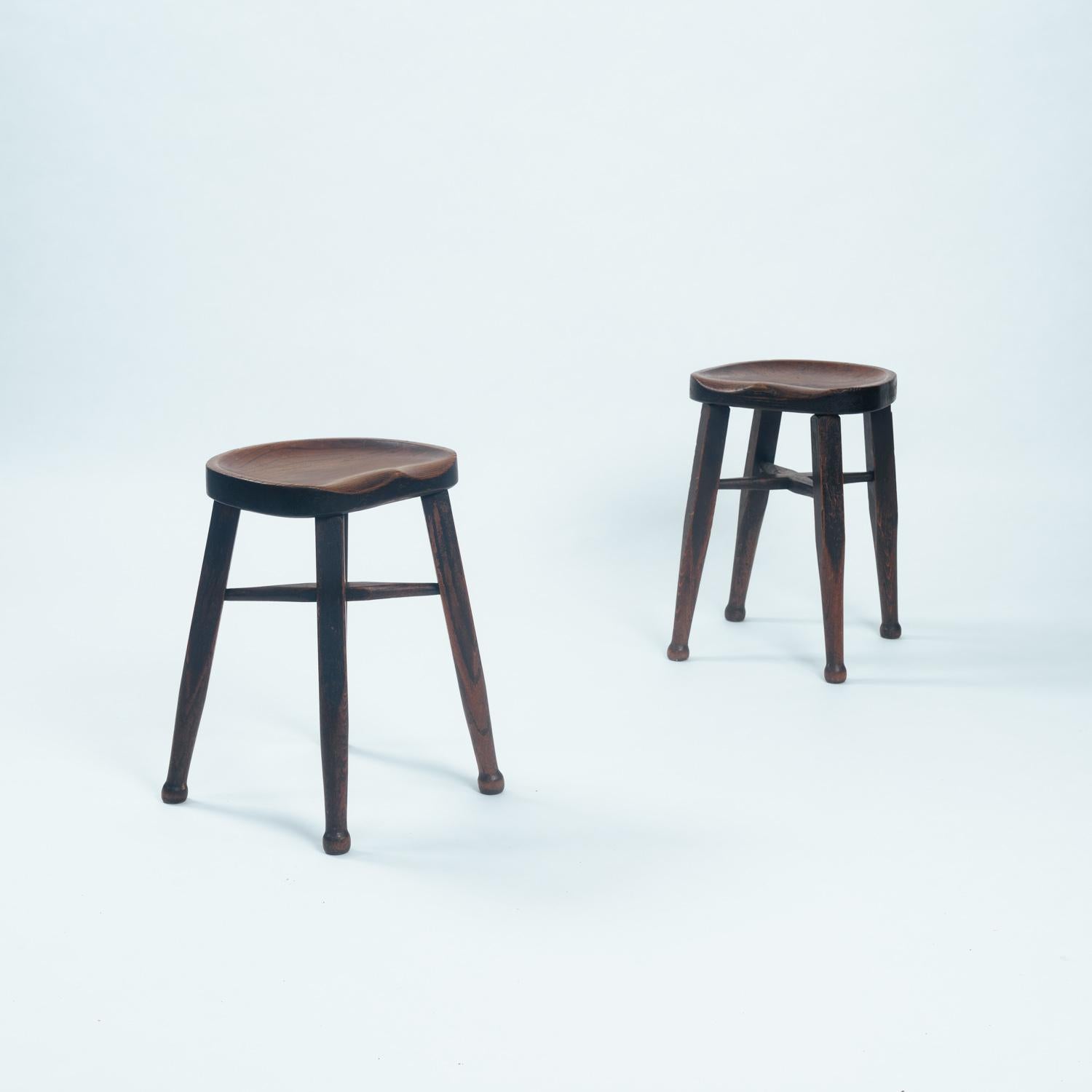 Tabourets en chêne antique, ensemble de 2 en vente 2