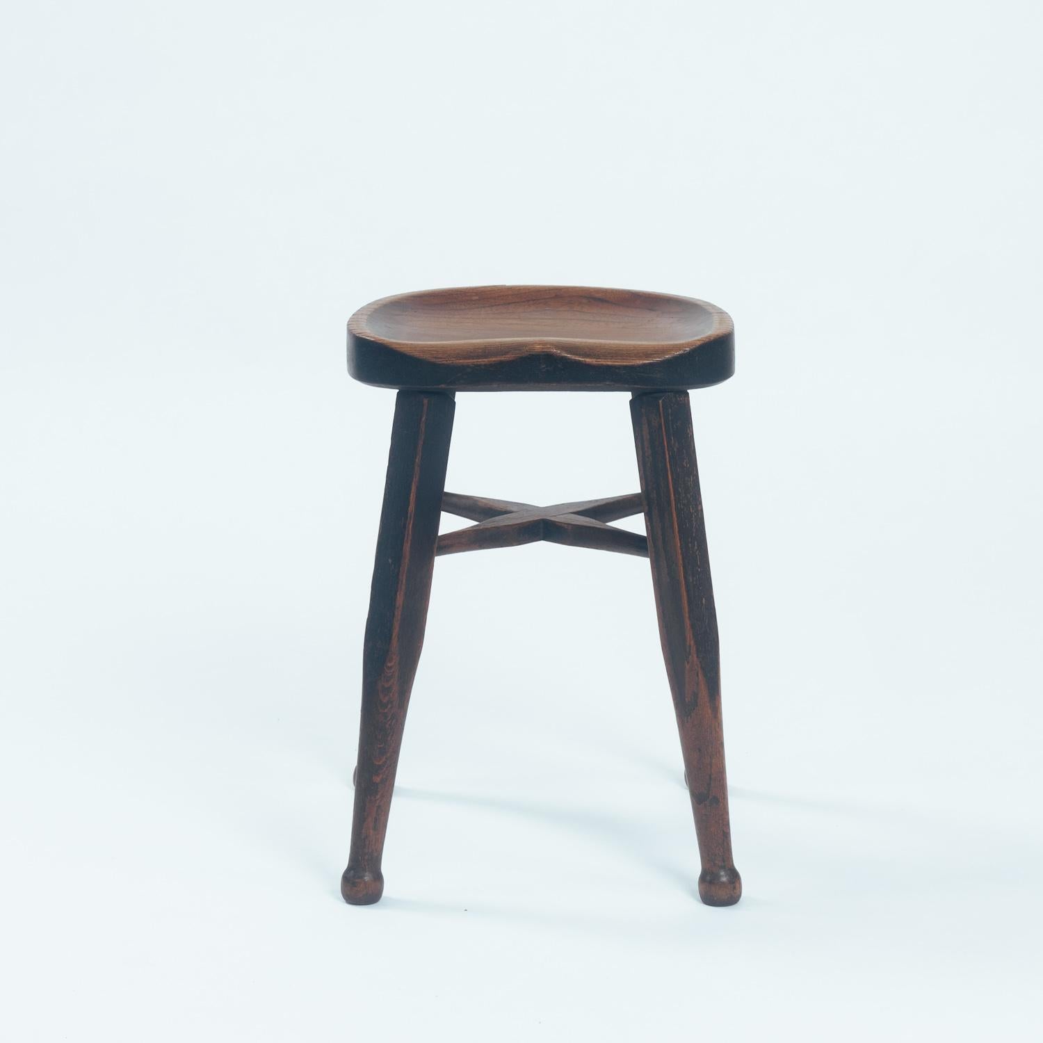 Tabourets en chêne antique, ensemble de 2 en vente 4