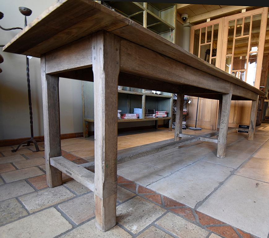 Antique Oak Table, 19th Century In Fair Condition In Udenhout, NL