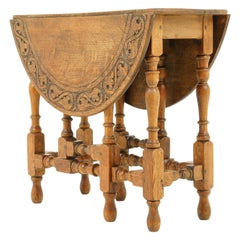 Antiker Eichenholztisch:: geschnitzt Gateleg Drop-Leaf Tisch:: Schottland 1890