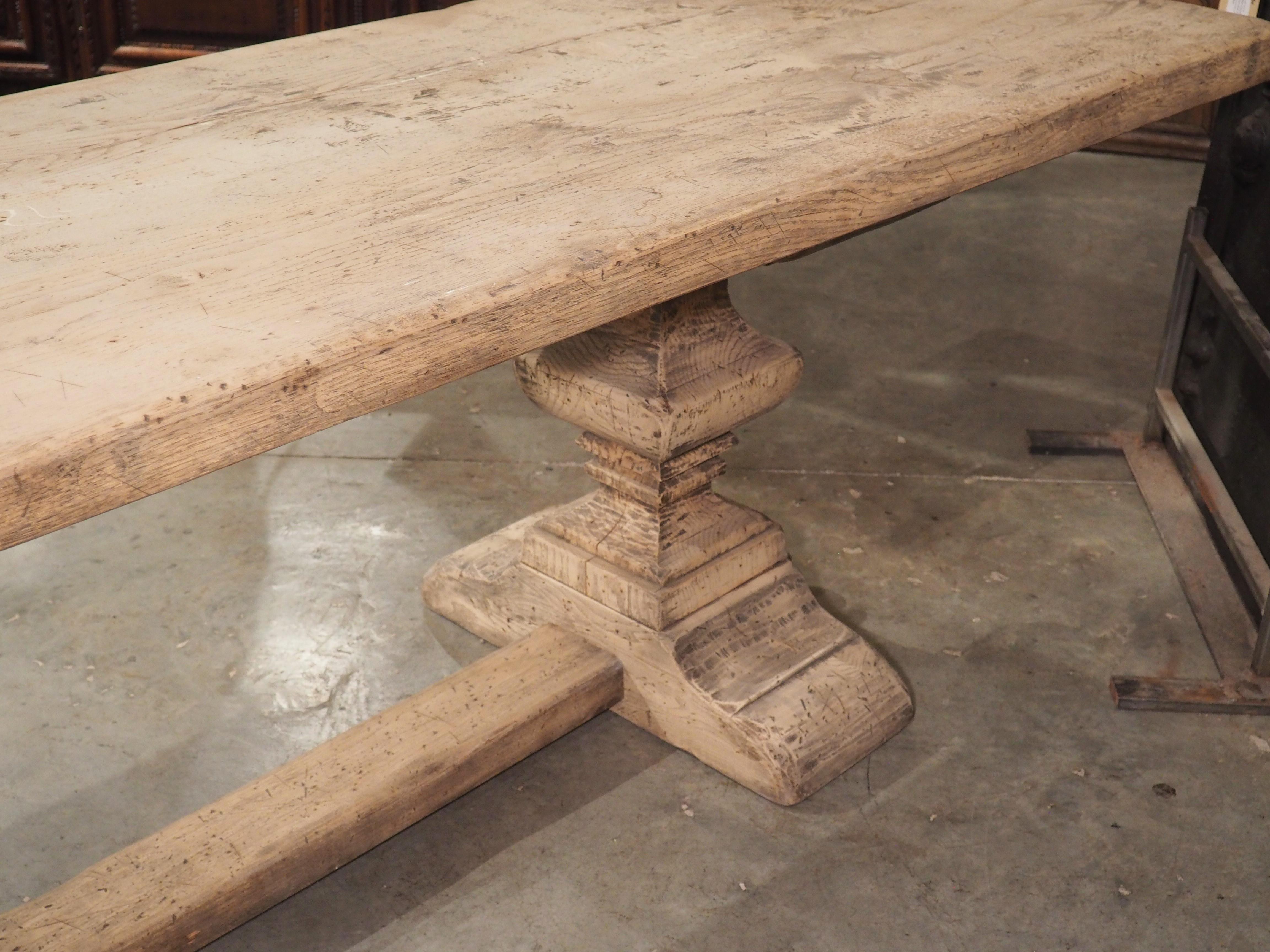 Antique Oak Table from a Villa in Asti, Piedmont Italy, 19th Century For Sale 10