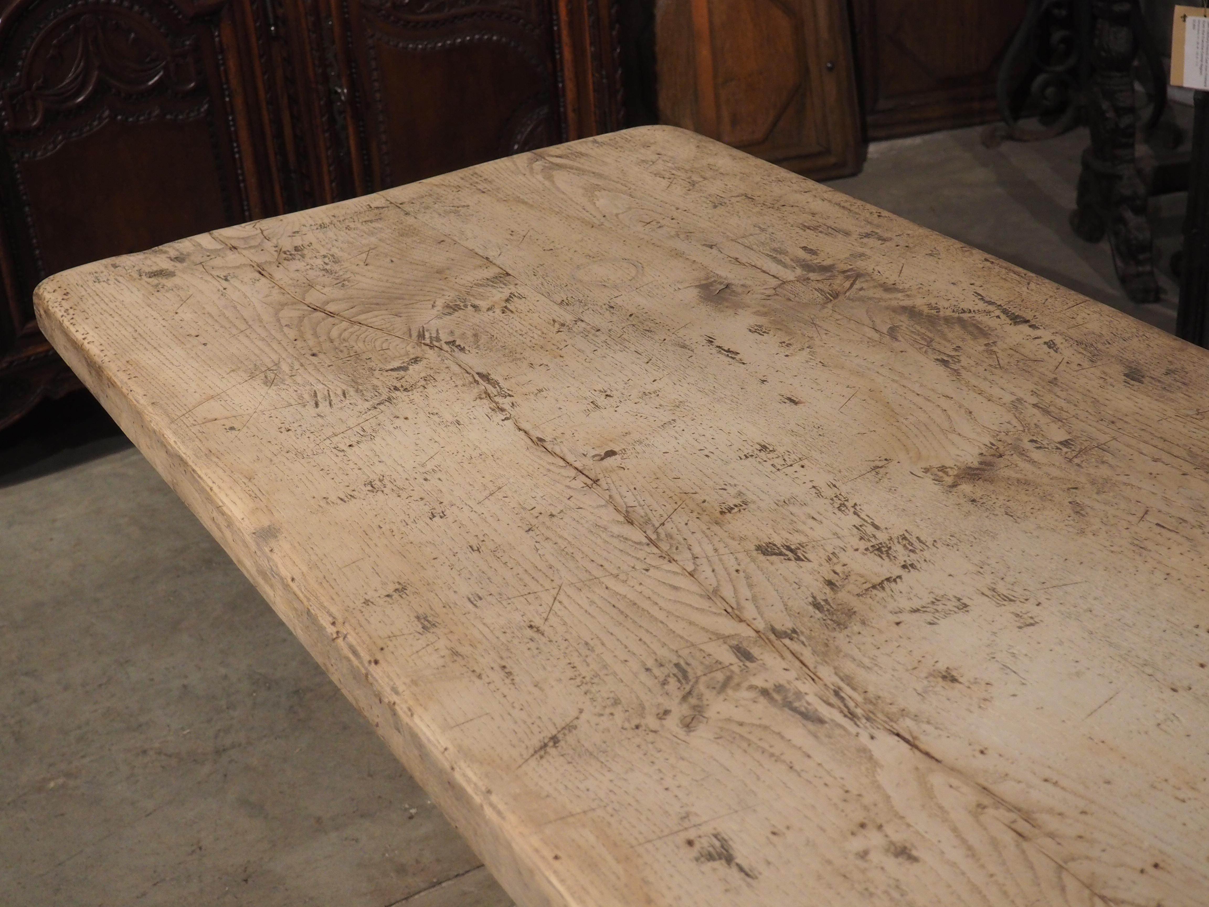 Antique Oak Table from a Villa in Asti, Piedmont Italy, 19th Century For Sale 1