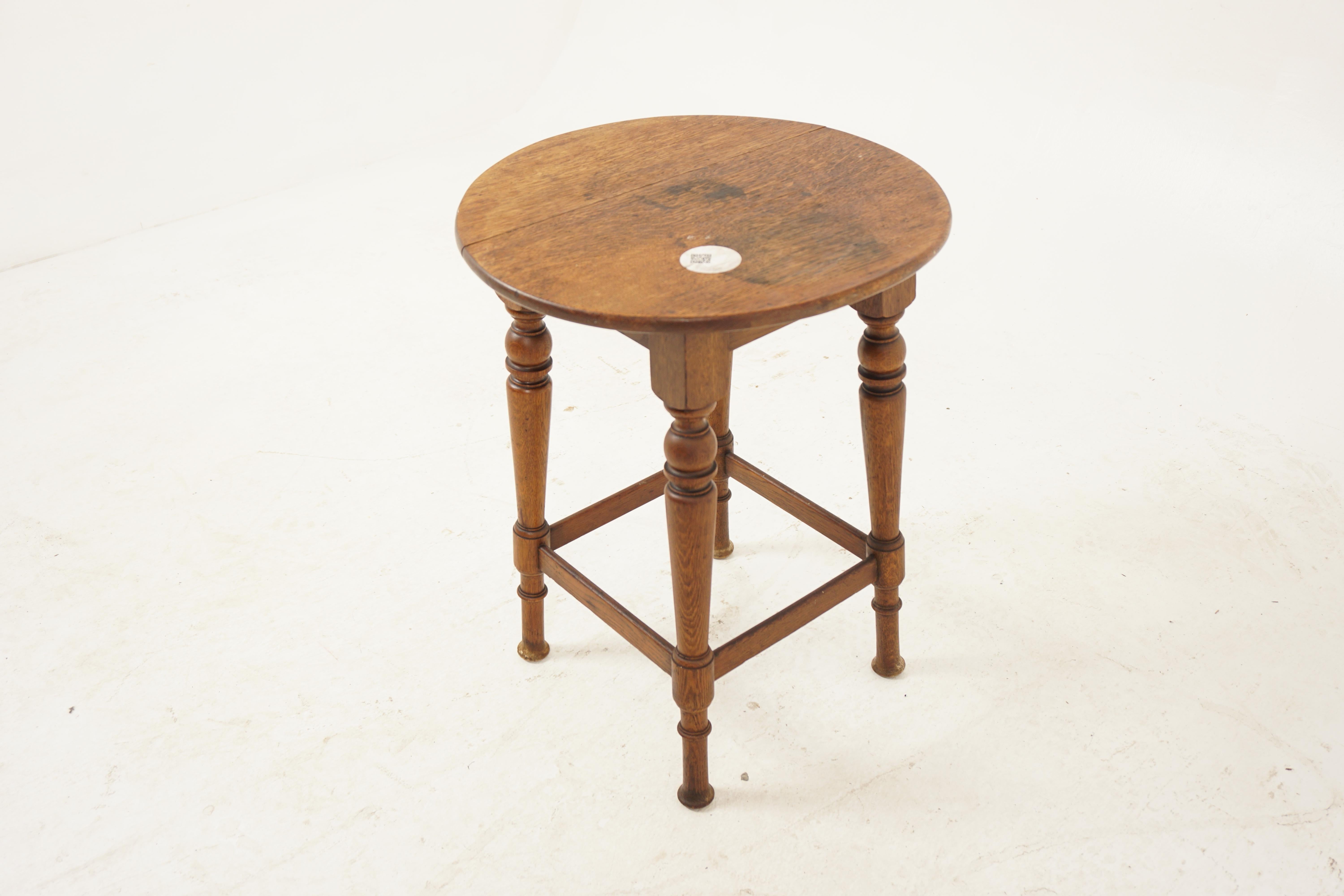 Antique Oak Table, Small Circular Plant Stand, Antique Furniture, Scotland 1920, H1100

+ Scotland 1920
+ Solid Oak
+ Original Finish
+ Circular solid oak top
+ All standing on four turned tapering legs
+ Connected by stretcher
+ Please note