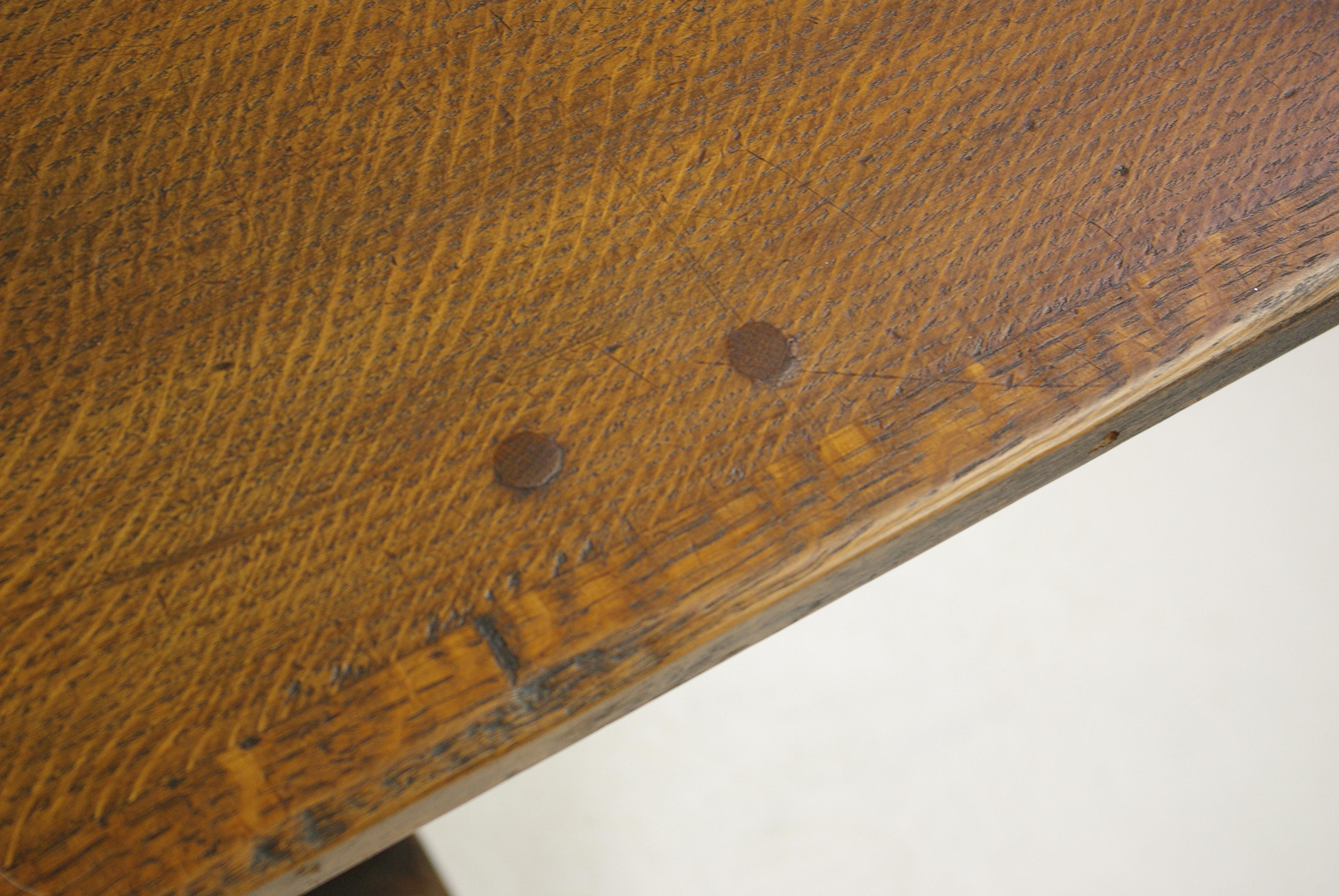 Antique Oak Table, Tiger Oak Farm House Refectory Table, Scotland, 1920s In Good Condition In Vancouver, BC