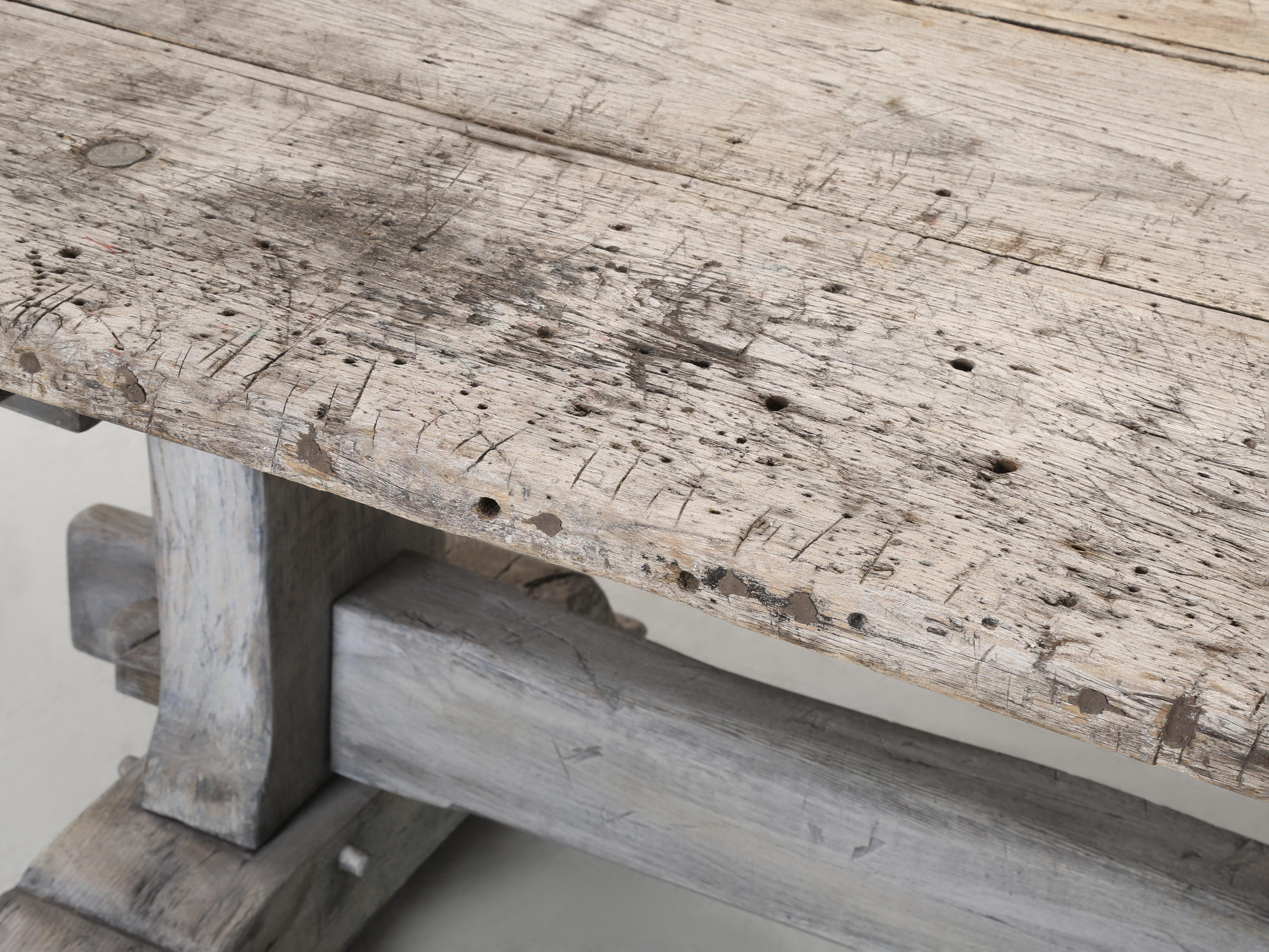 Antique Oak Trestle Dining Room or Kitchen Table Original Very Rustic Finish In Good Condition For Sale In Chicago, IL