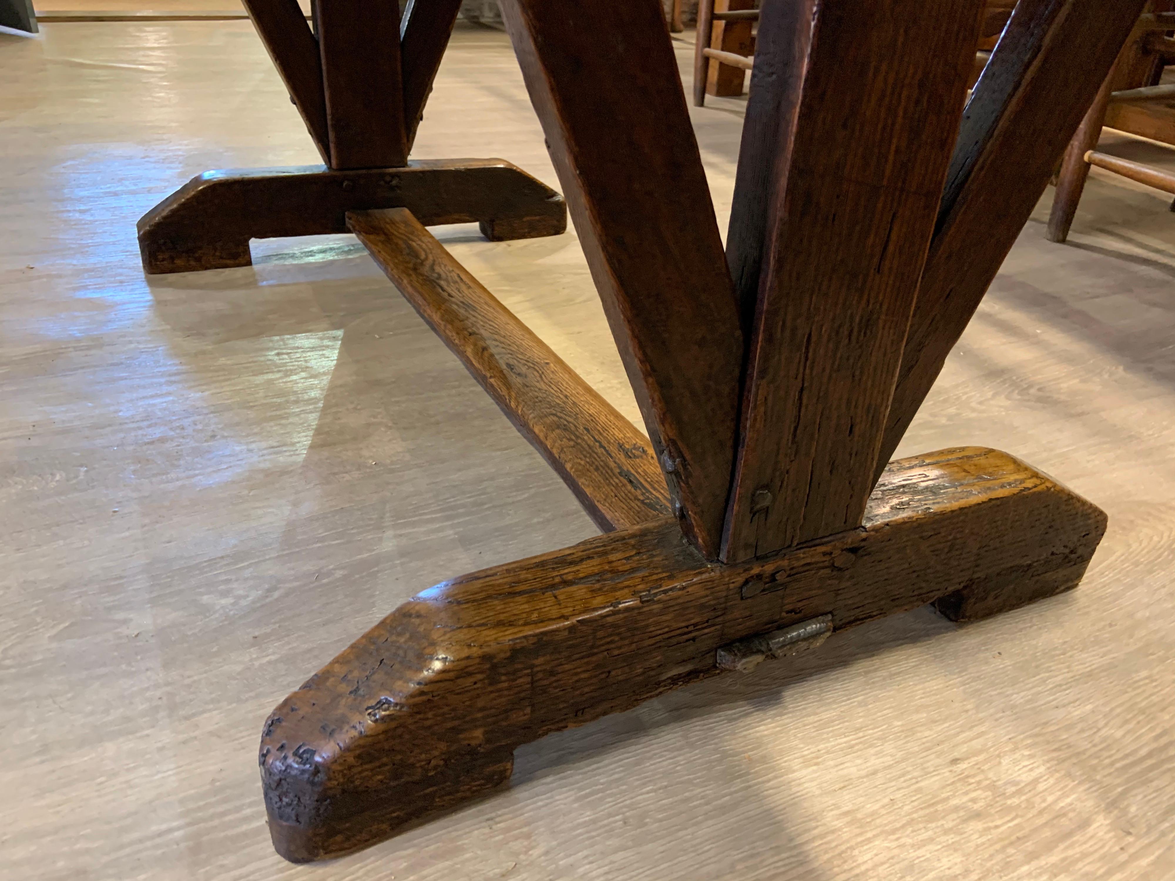 antique trestle table with leaves