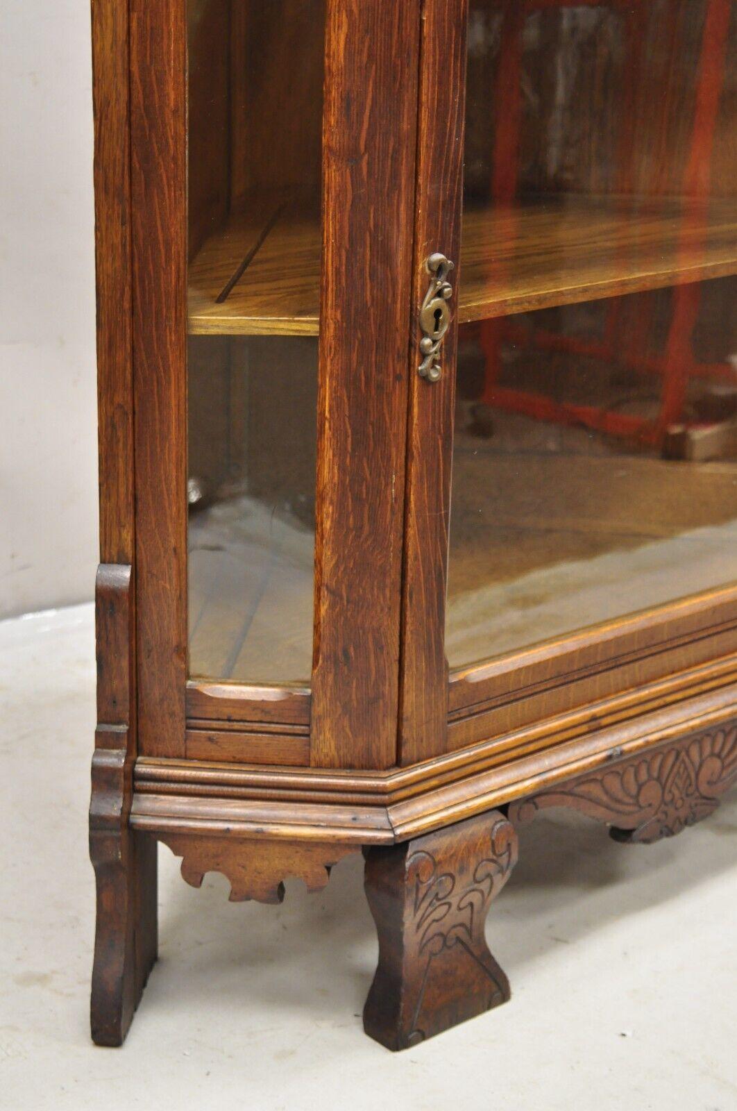 Antique Oak Victorian Renaissance Glass Door Carved Curio Corner China Cabinet For Sale 4