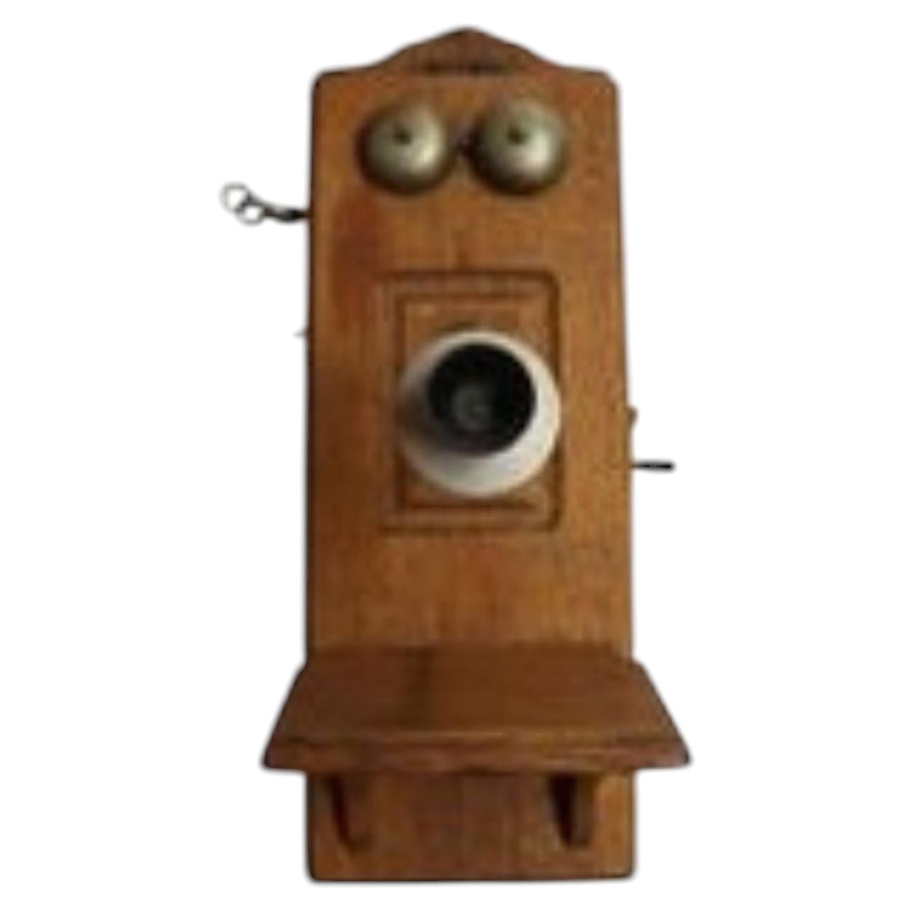 Do old rotary phones have any value?