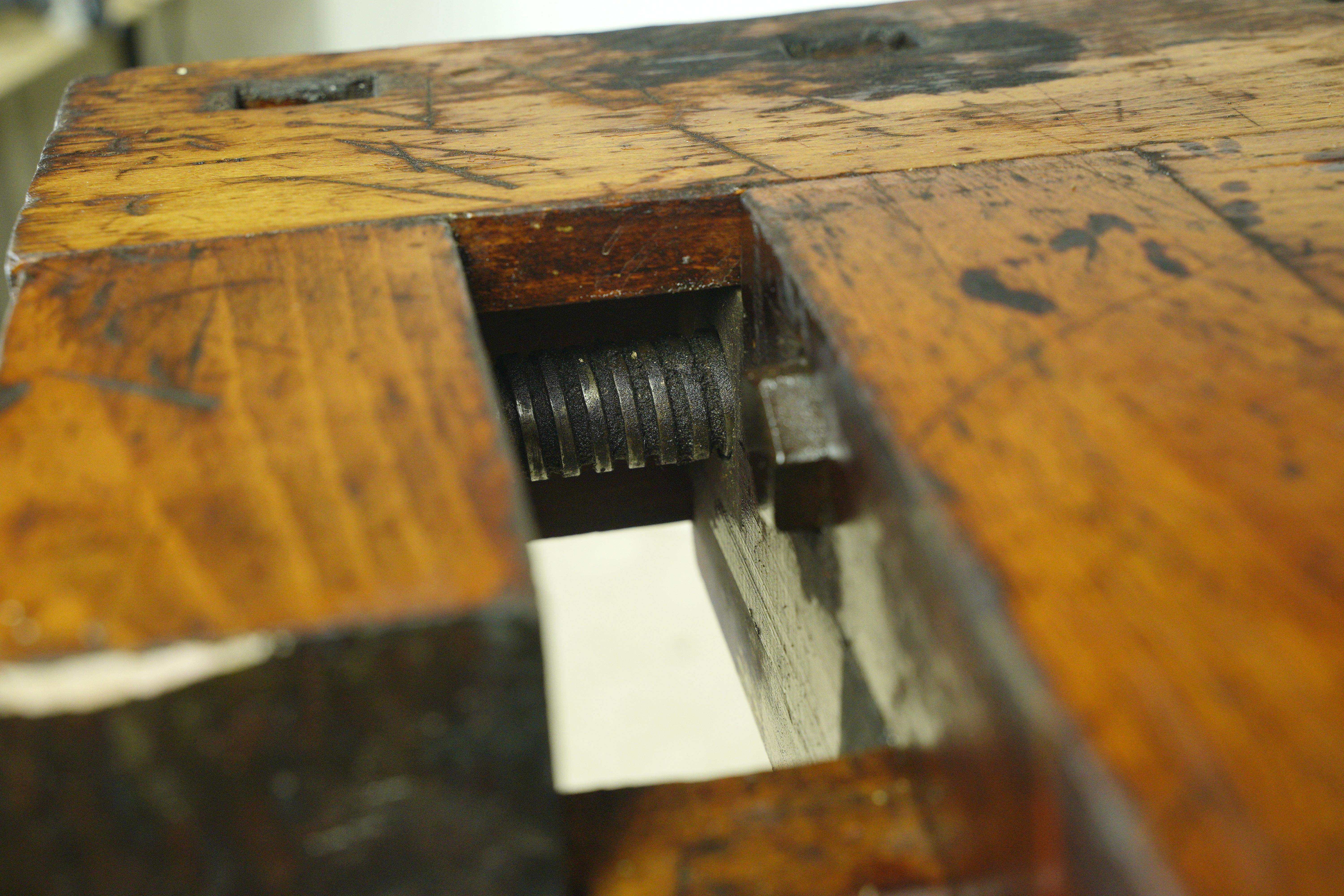 Antique Oak Wood Carpenters Work Bench Table w Vices 7