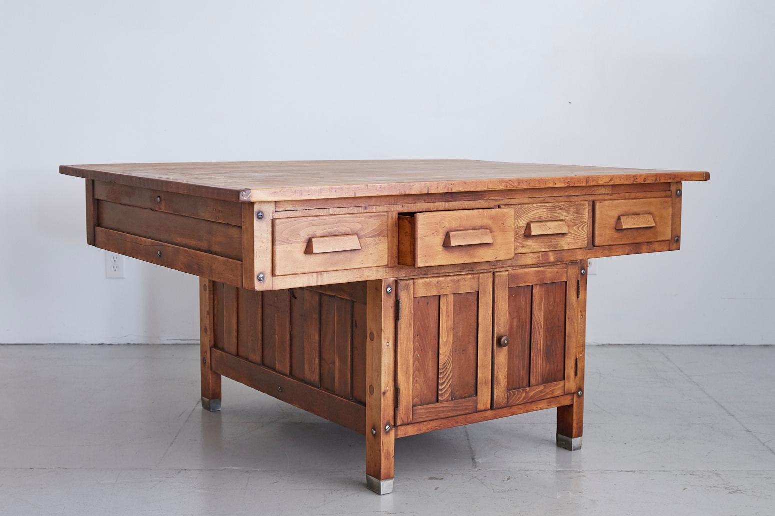 Antique Oak Work Table In Good Condition In Beverly Hills, CA