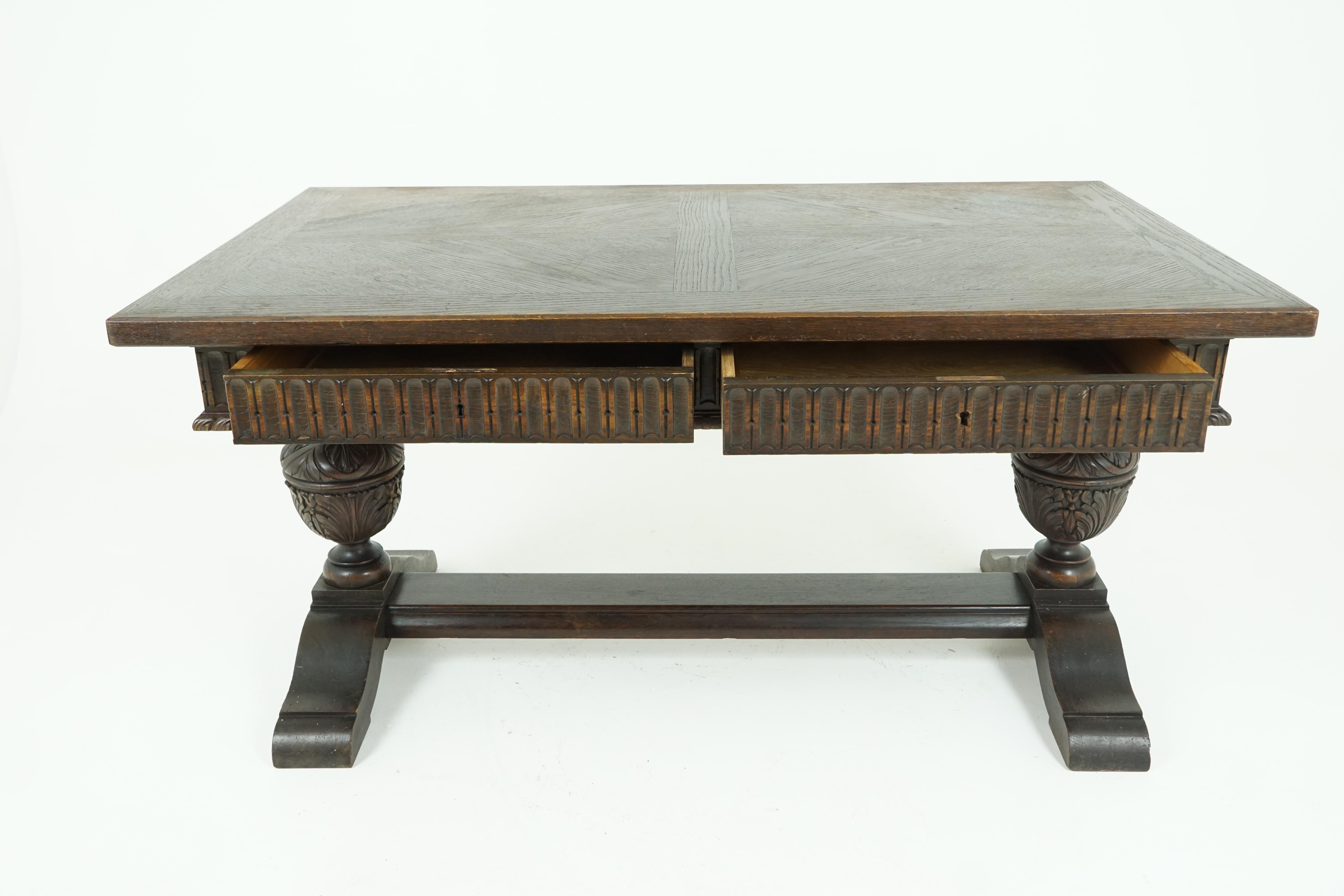 Antique furniture carved oak writing table, desk with large bulbous supports, European, 1920, B1794

European 1920
Solid oak and veneers
Original finish
Rectangular veneered top
Carved frieze below with
Two dovetailed drawers
Sitting on top of two