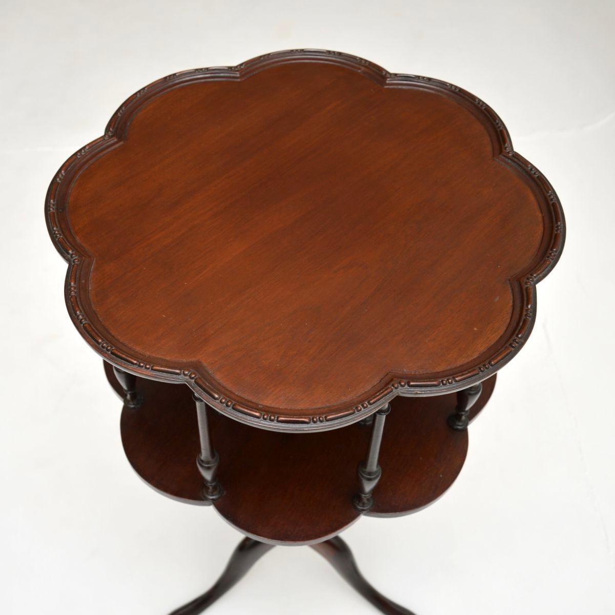 Ancienne table de cage à oiseaux d'appoint Bon état - En vente à London, GB