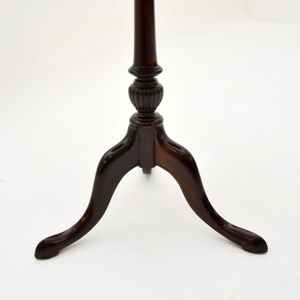 Ancienne table de cage à oiseaux d'appoint en vente 2