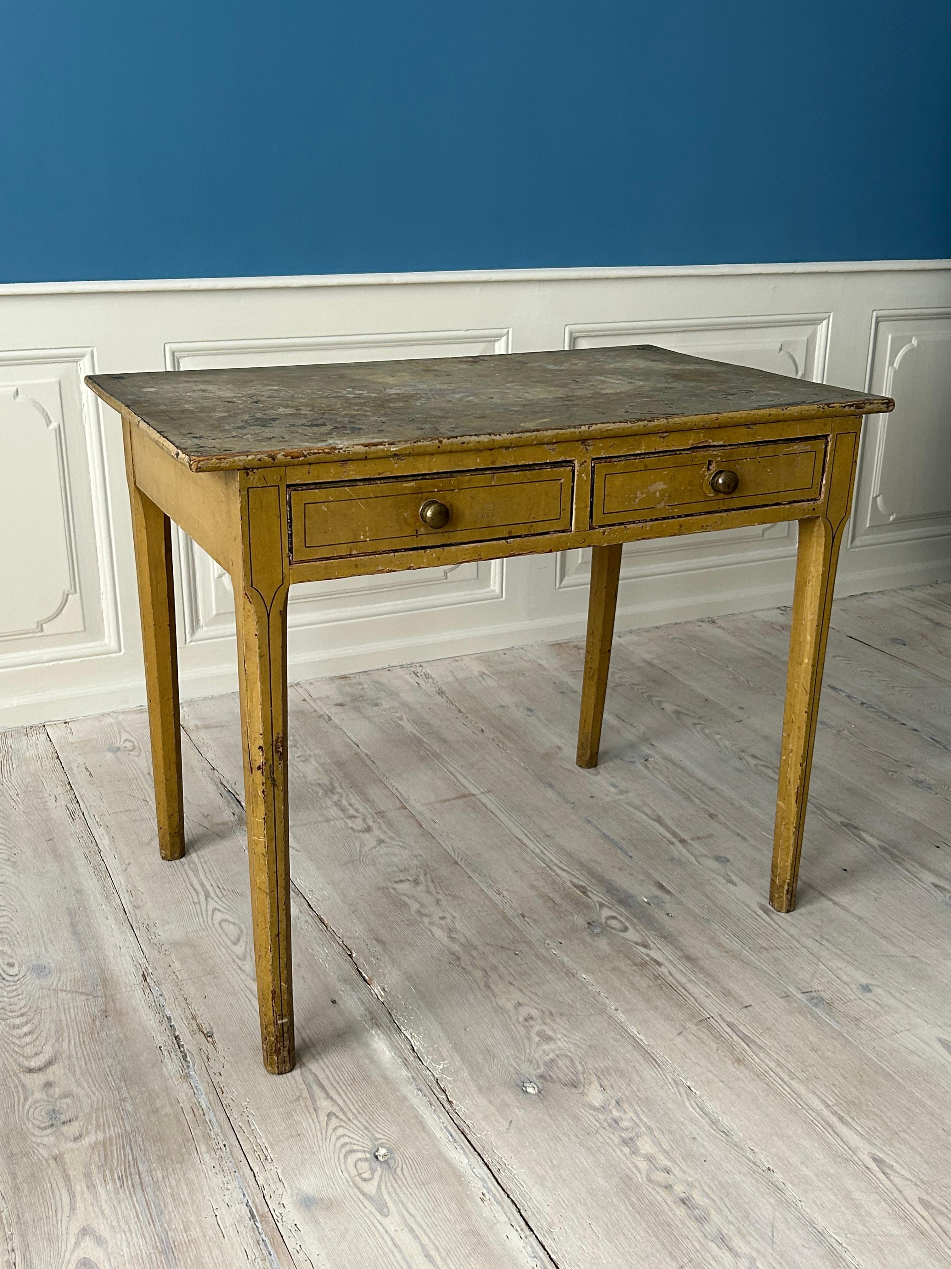 Hand-Crafted Antique Ochre Painted George III Pine Table, England, Early 19th Century For Sale